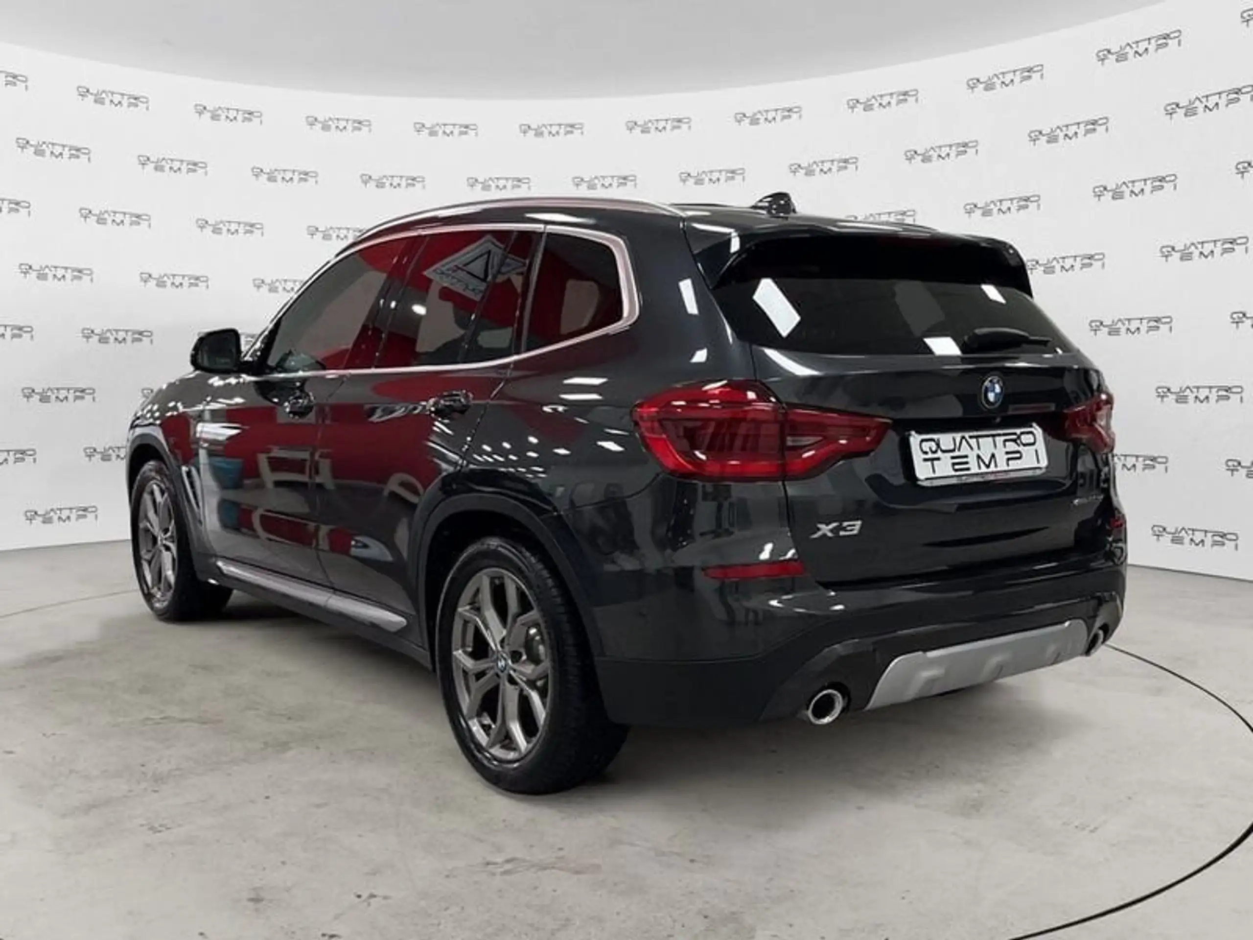 BMW - X3