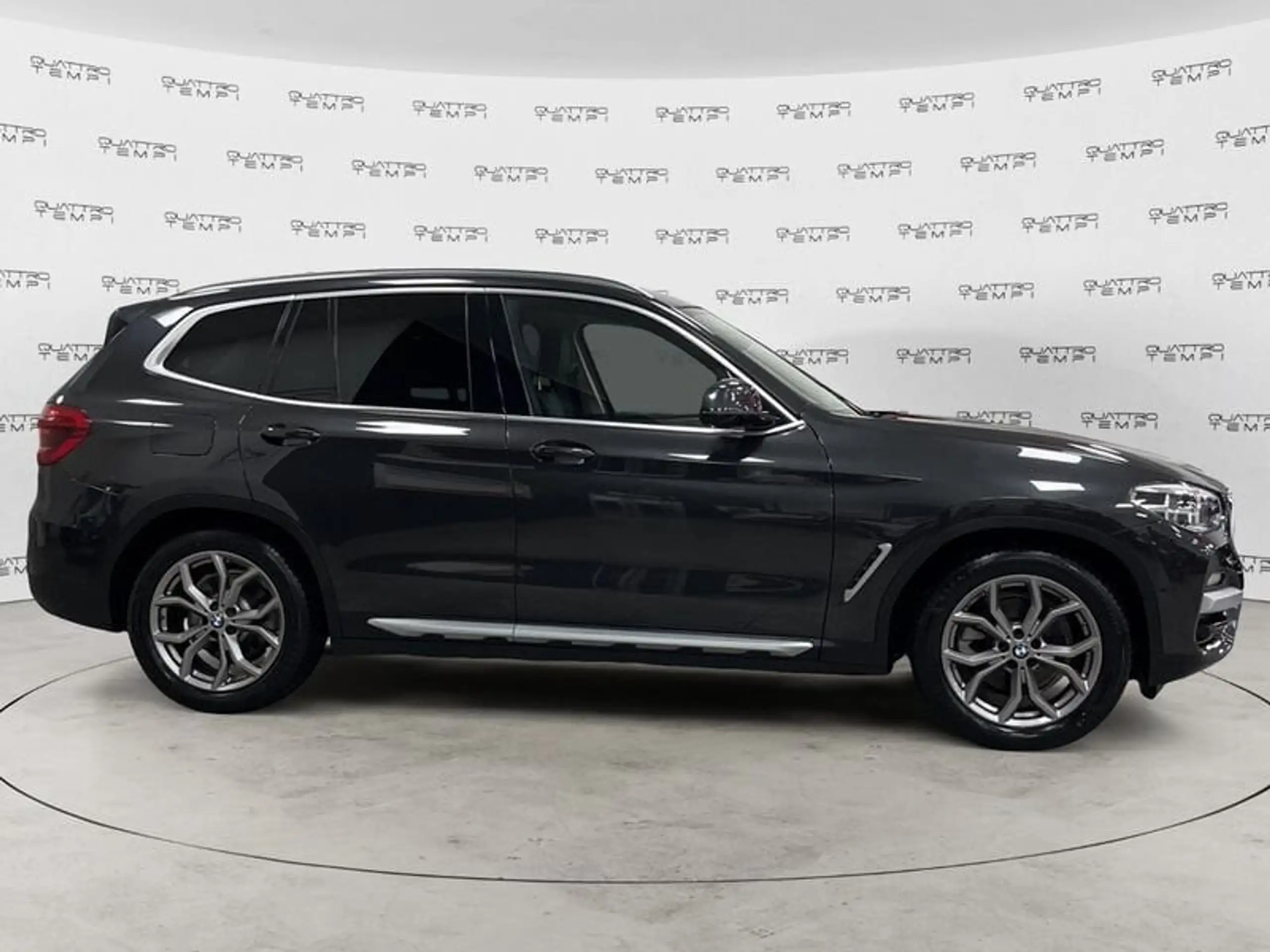 BMW - X3