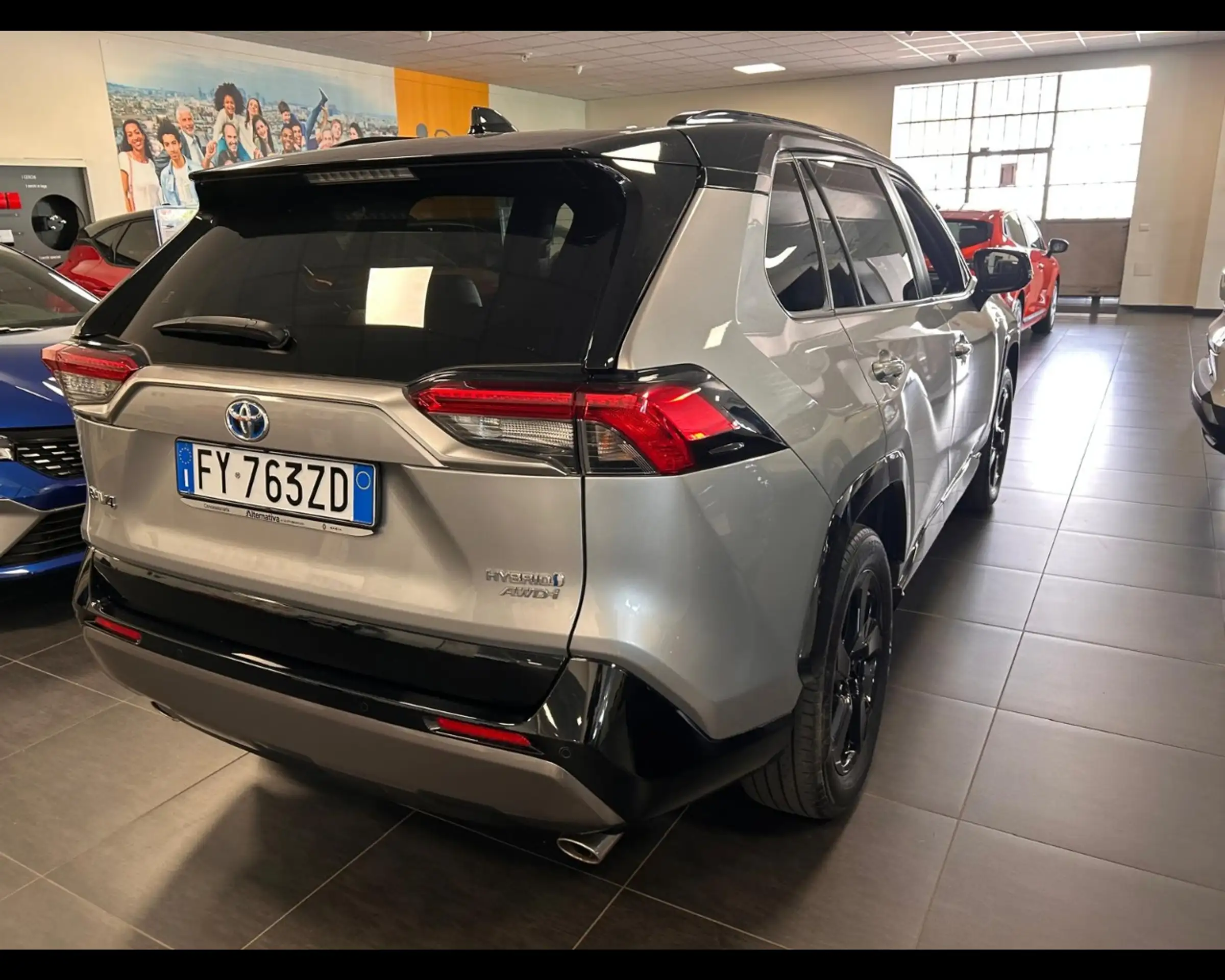 Toyota - RAV 4