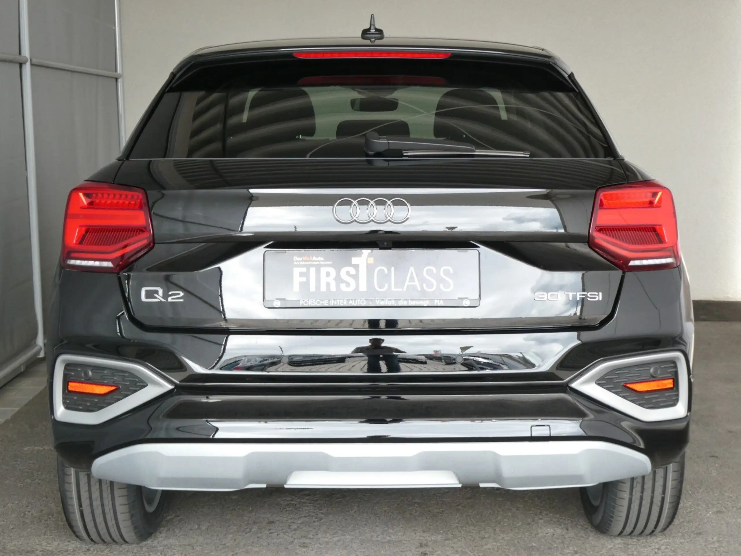 Audi - Q2