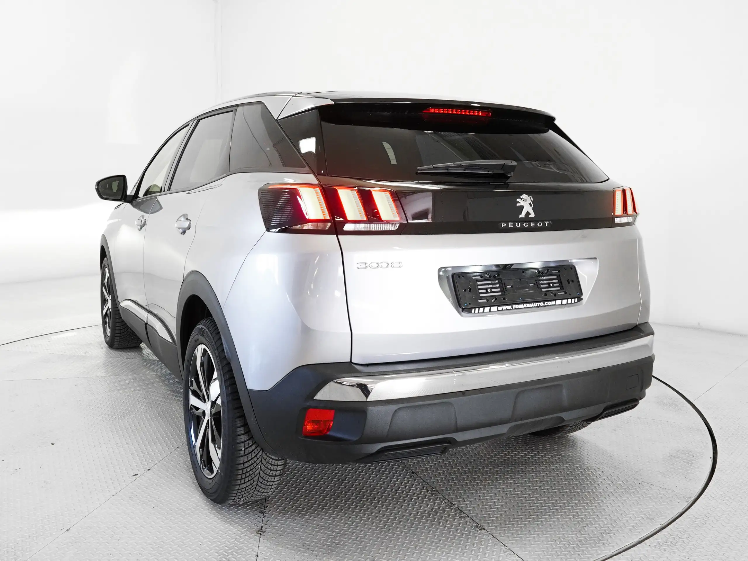 Peugeot - 3008