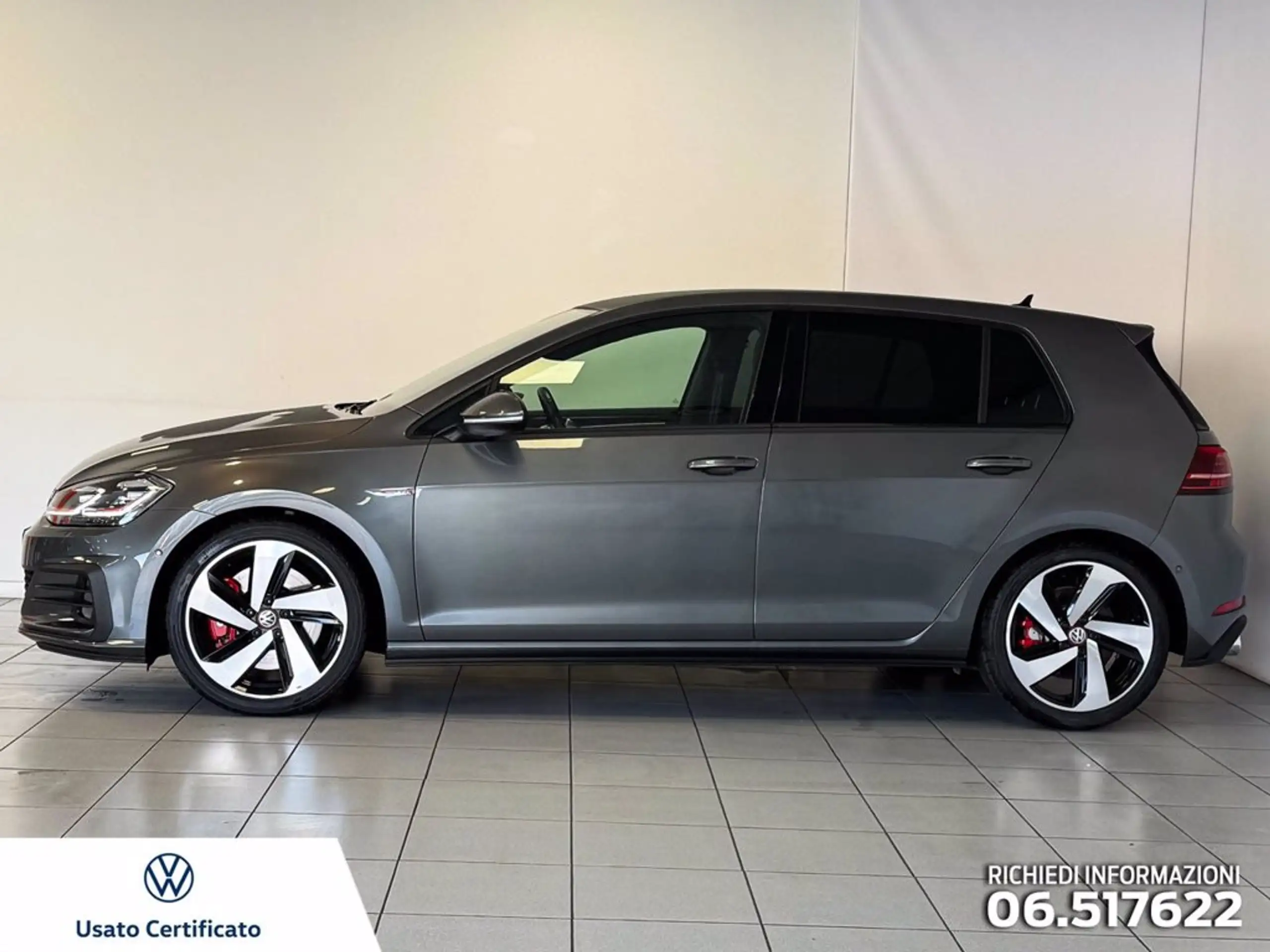 Volkswagen - Golf