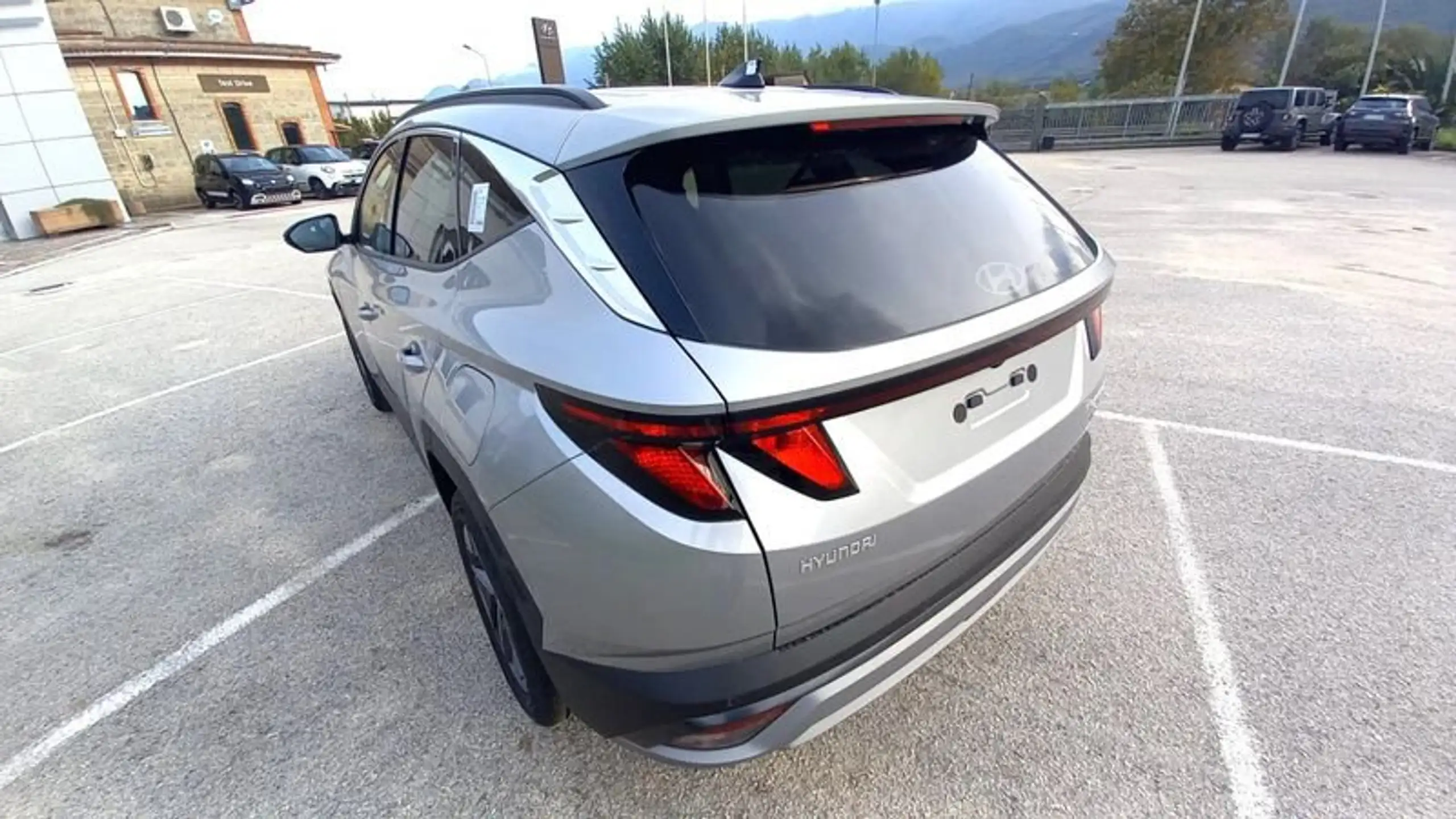 Hyundai - TUCSON