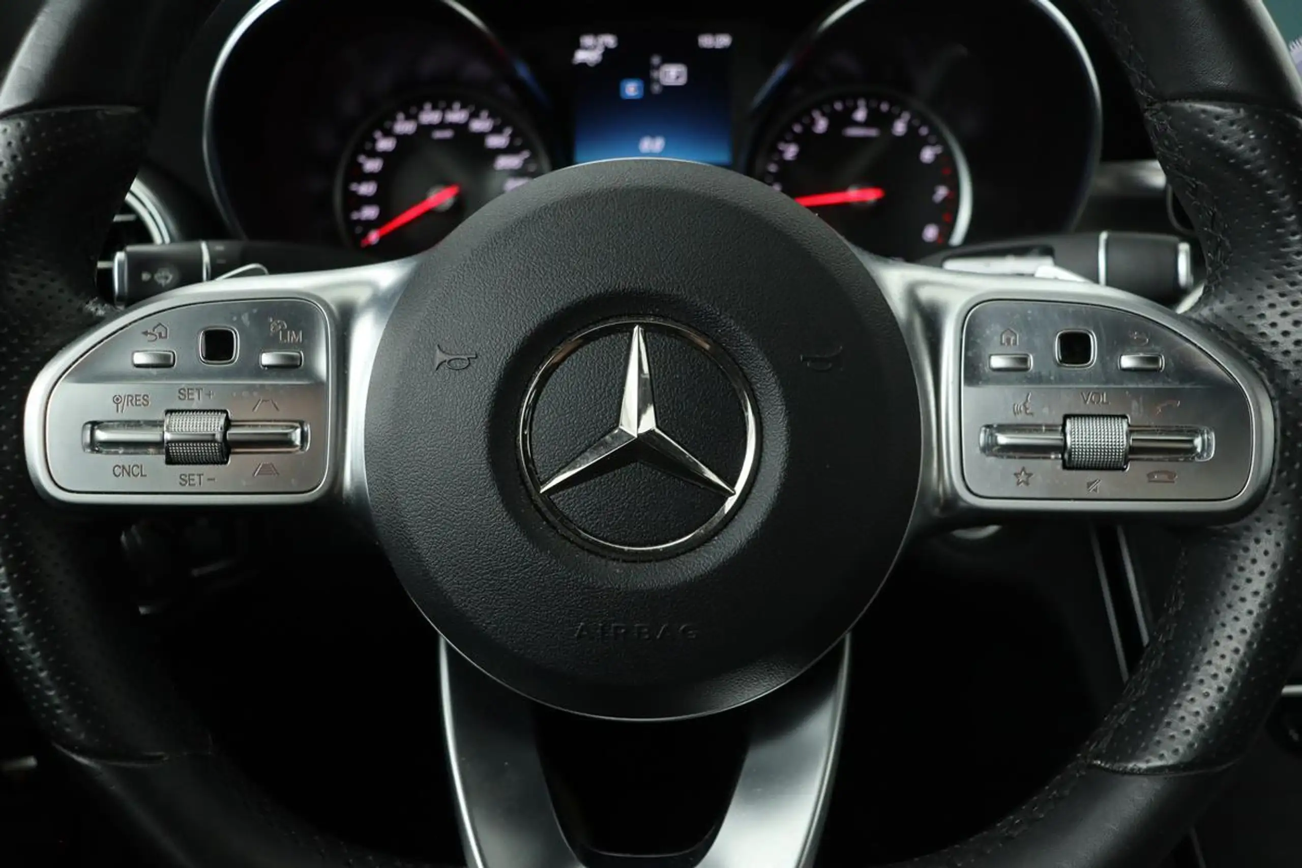 Mercedes-Benz - C 300