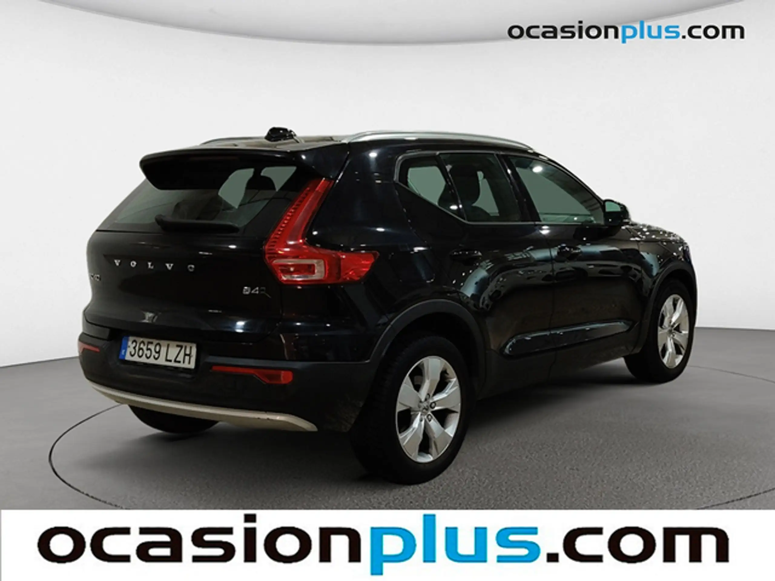 Volvo - XC40