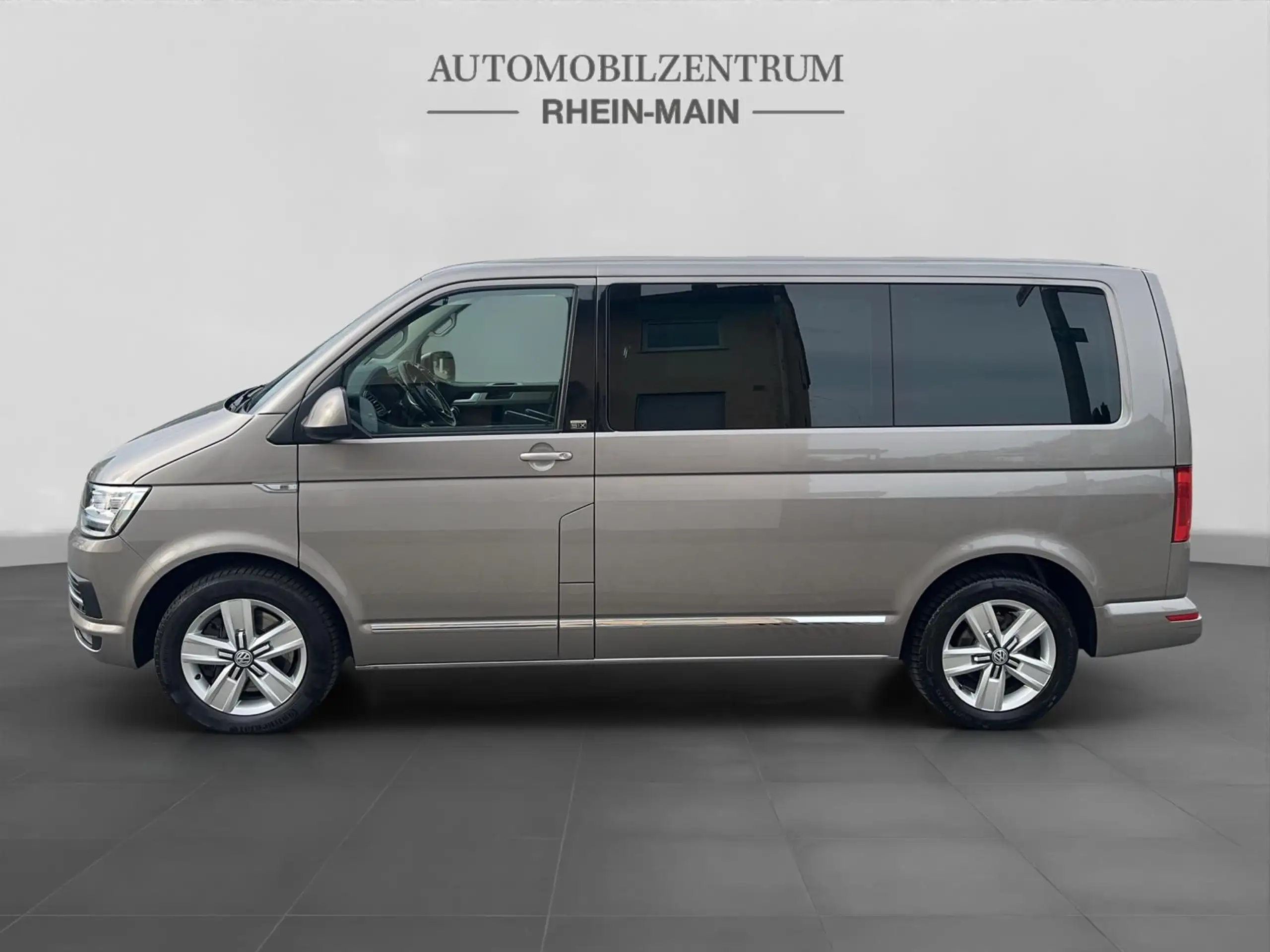 Volkswagen - T6 Multivan