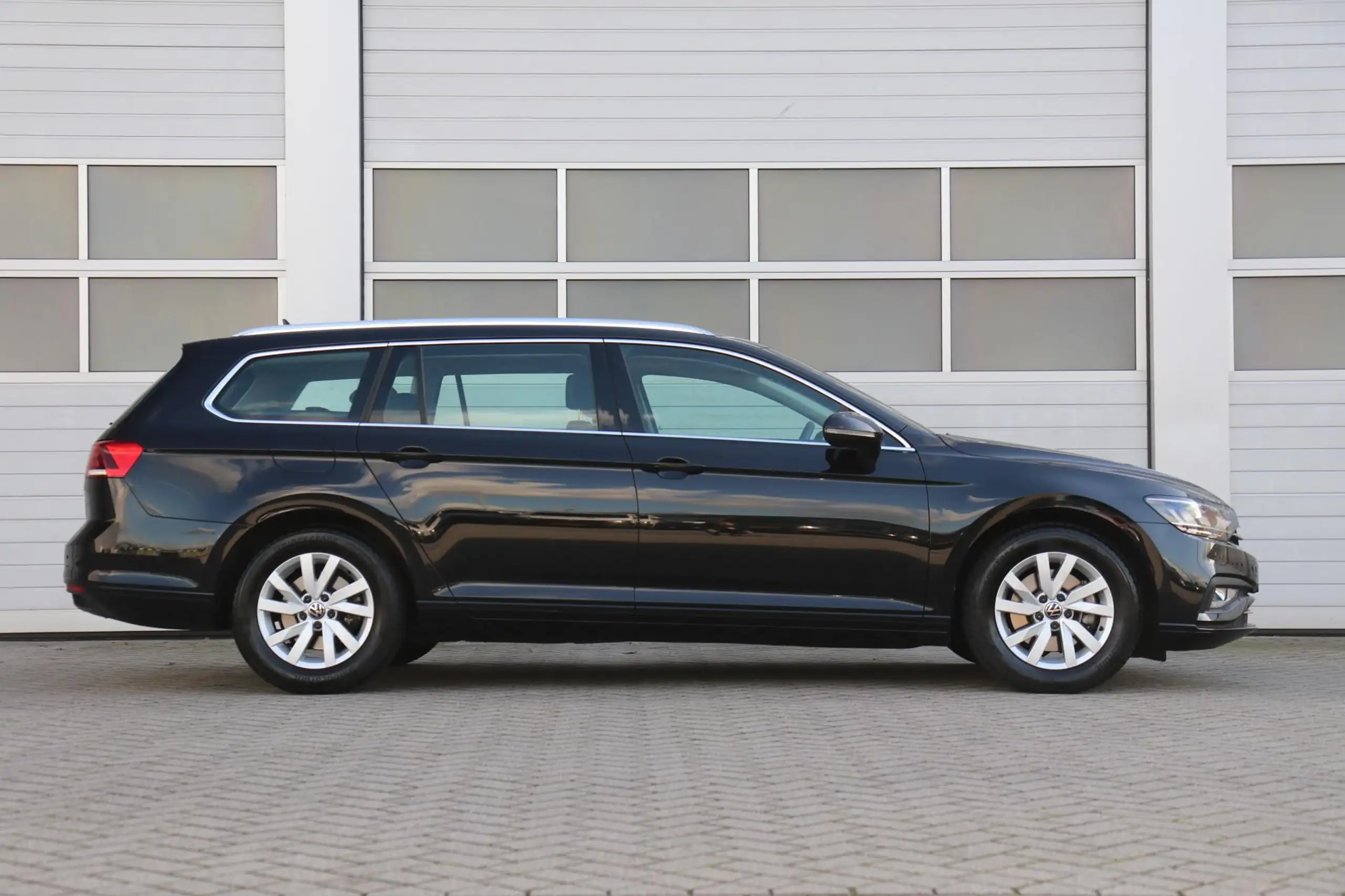 Volkswagen - Passat Variant