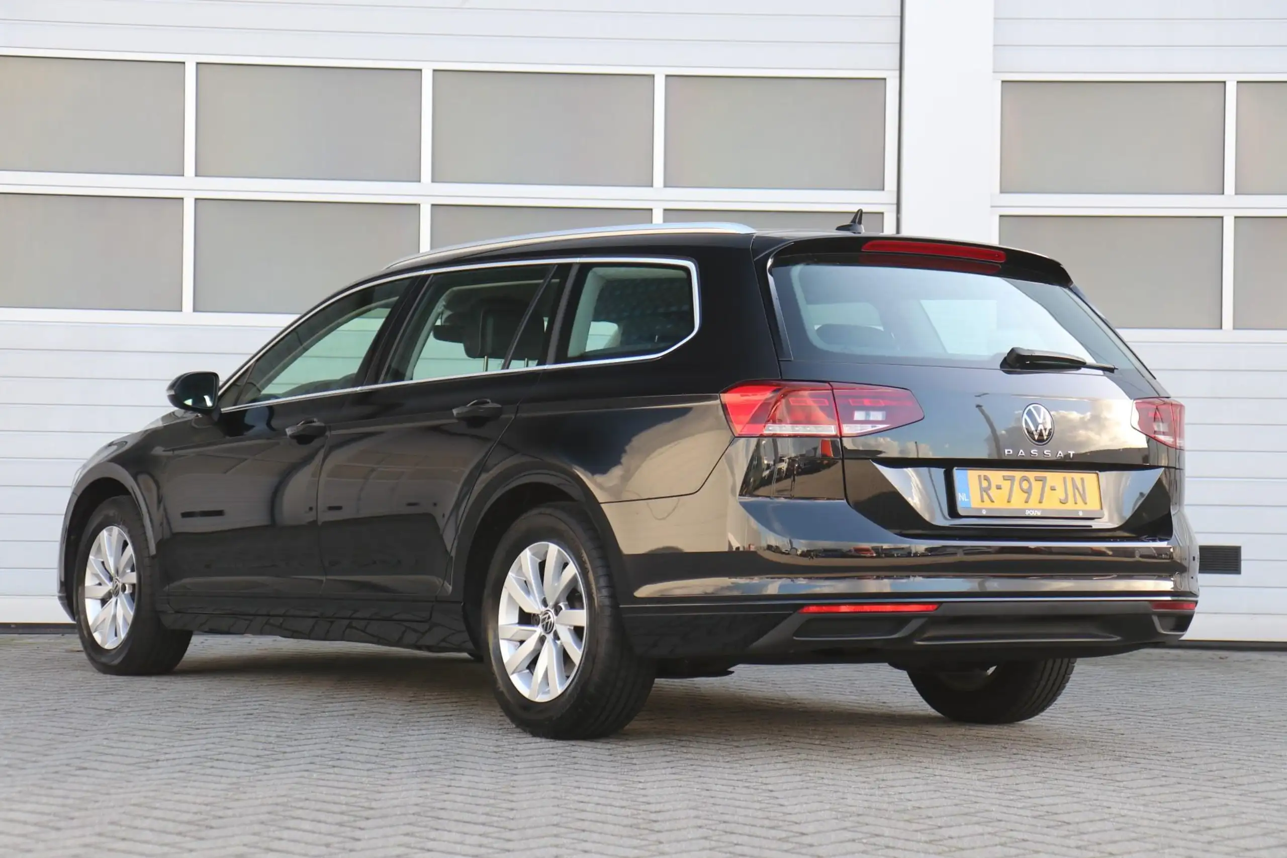 Volkswagen - Passat Variant