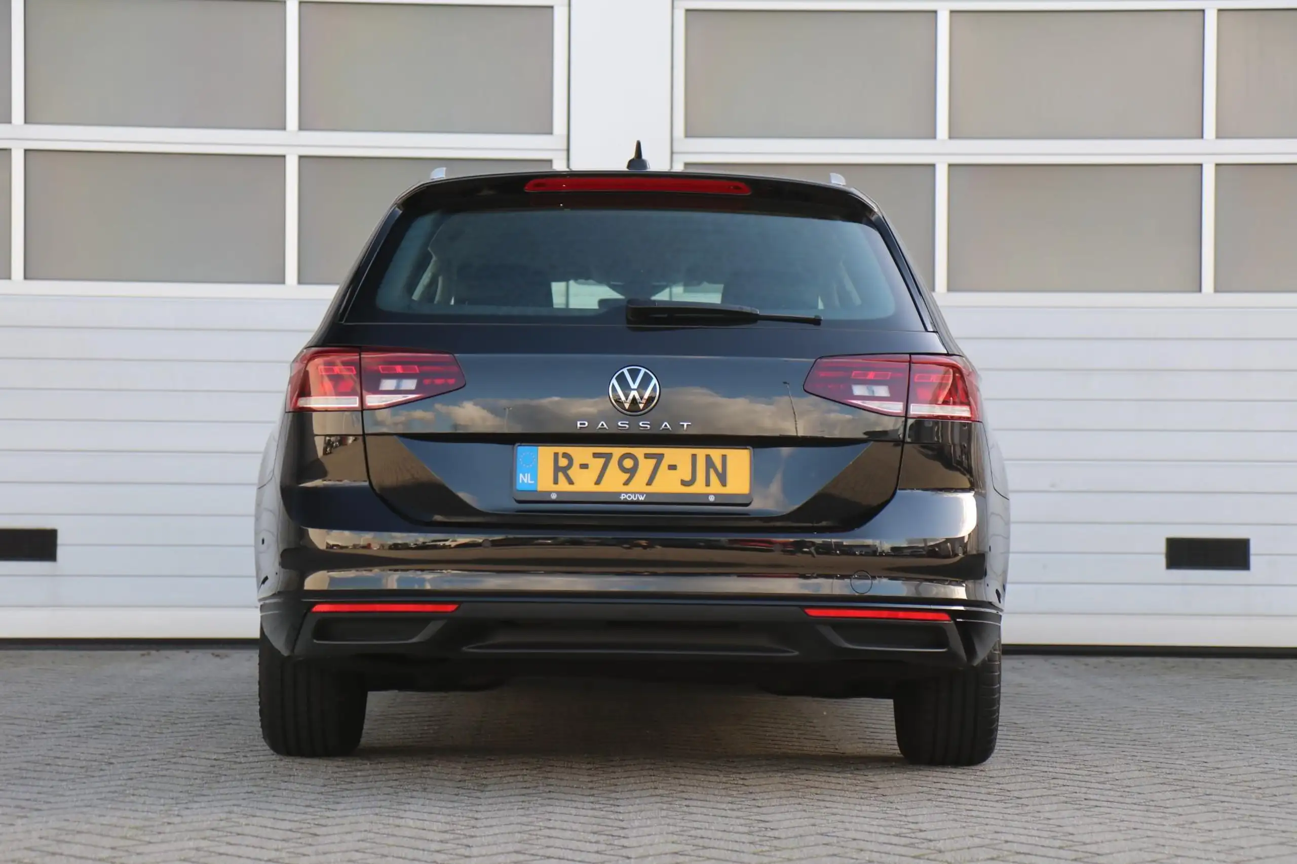 Volkswagen - Passat Variant