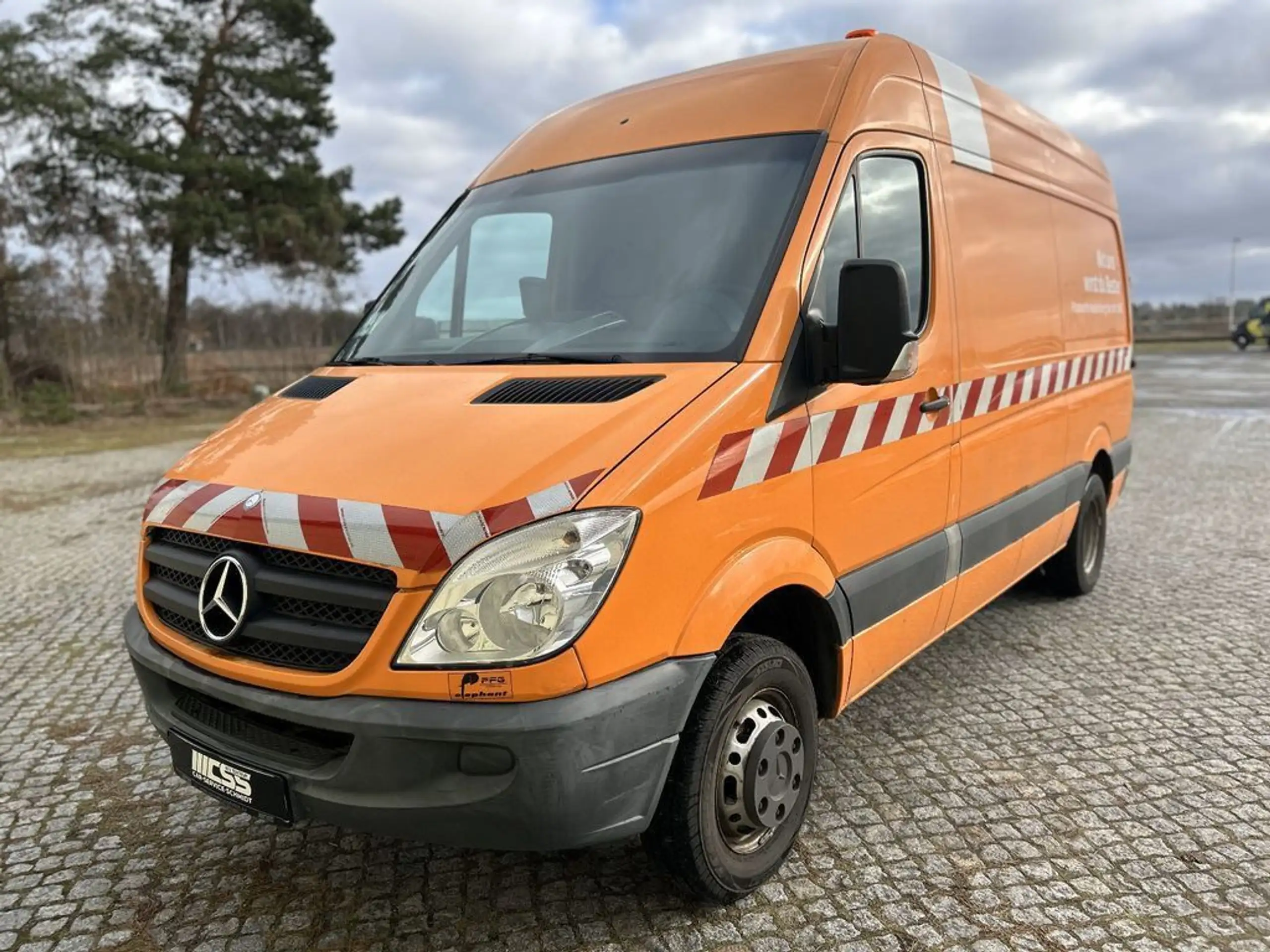 Mercedes-Benz - Sprinter