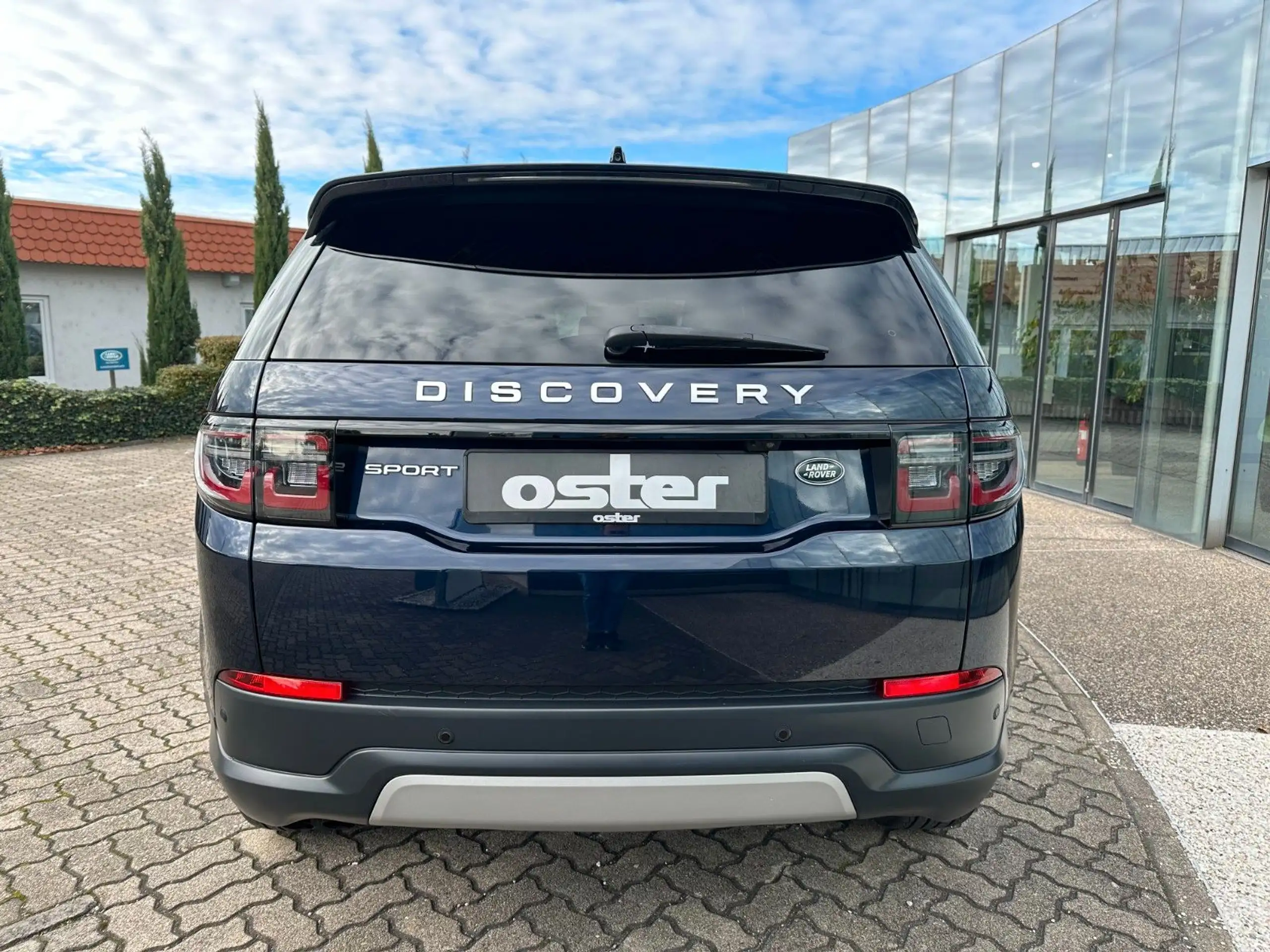 Land Rover - Discovery Sport