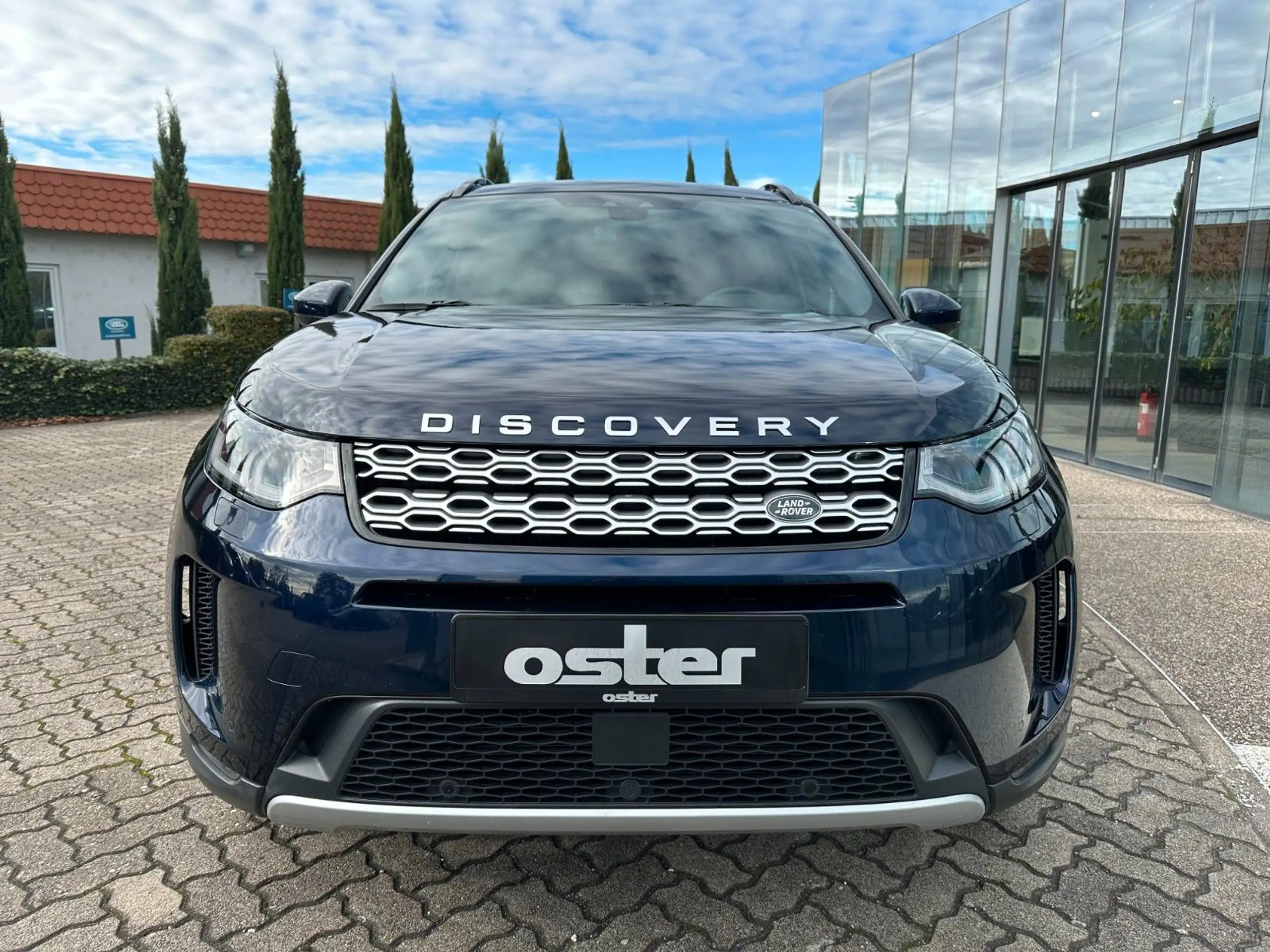 Land Rover - Discovery Sport