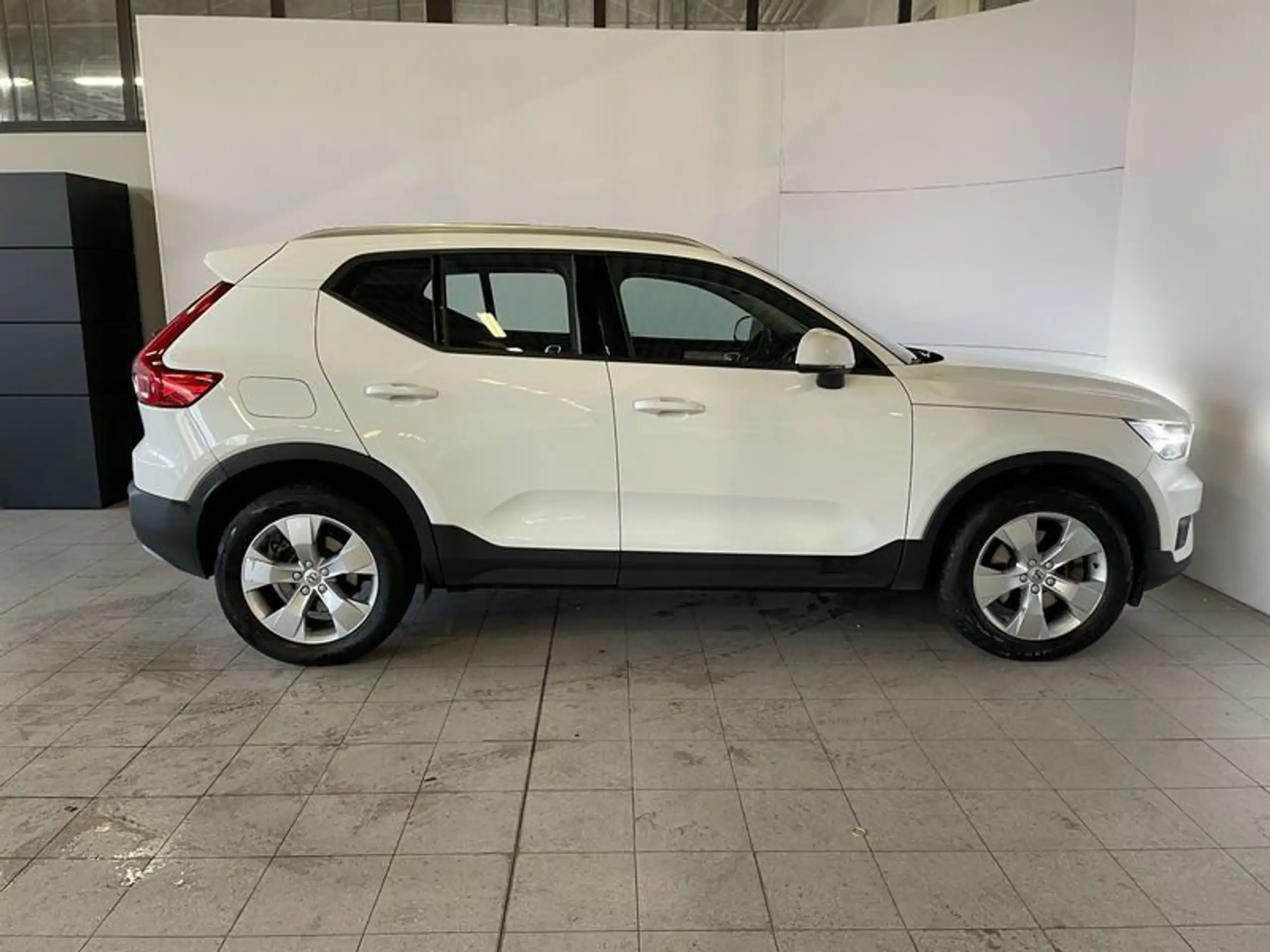 Volvo - XC40