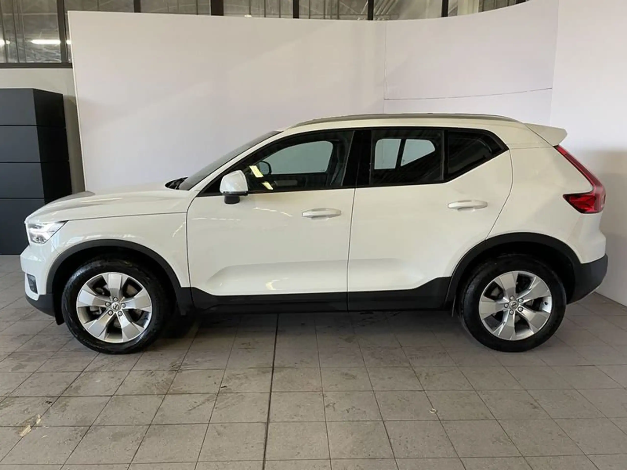 Volvo - XC40