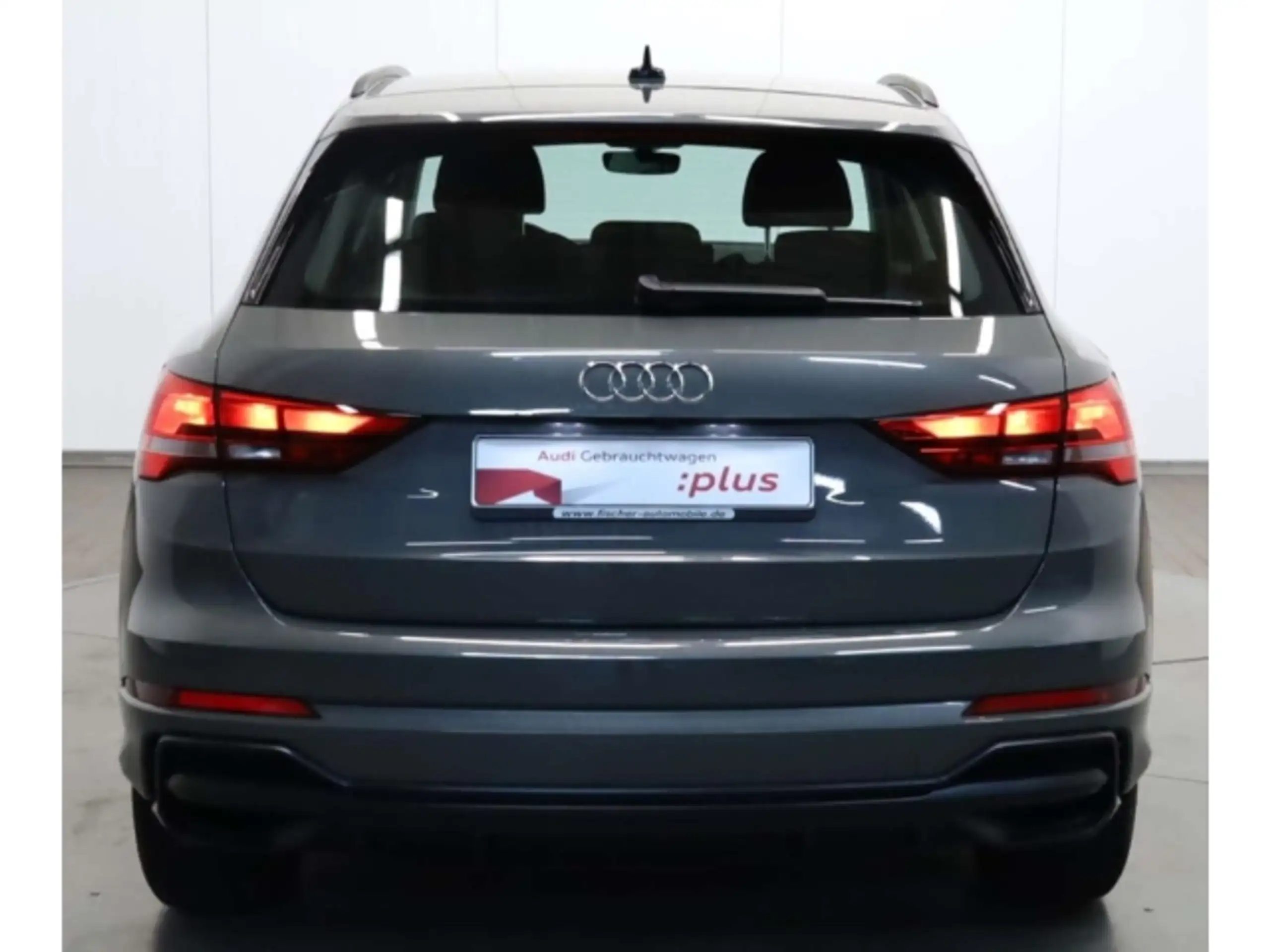 Audi - Q3