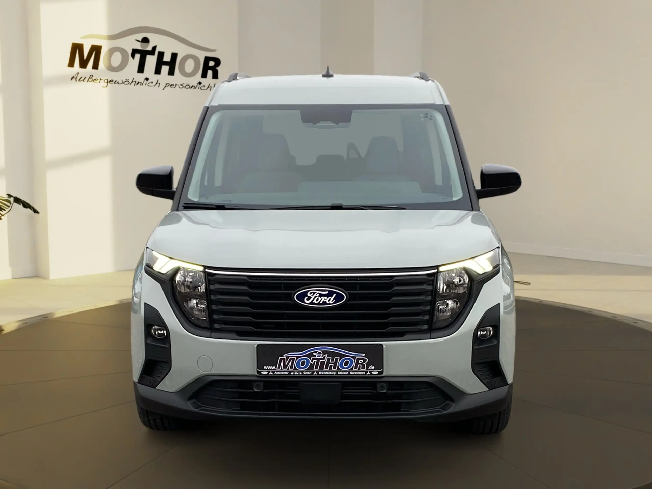 Ford - Tourneo Courier