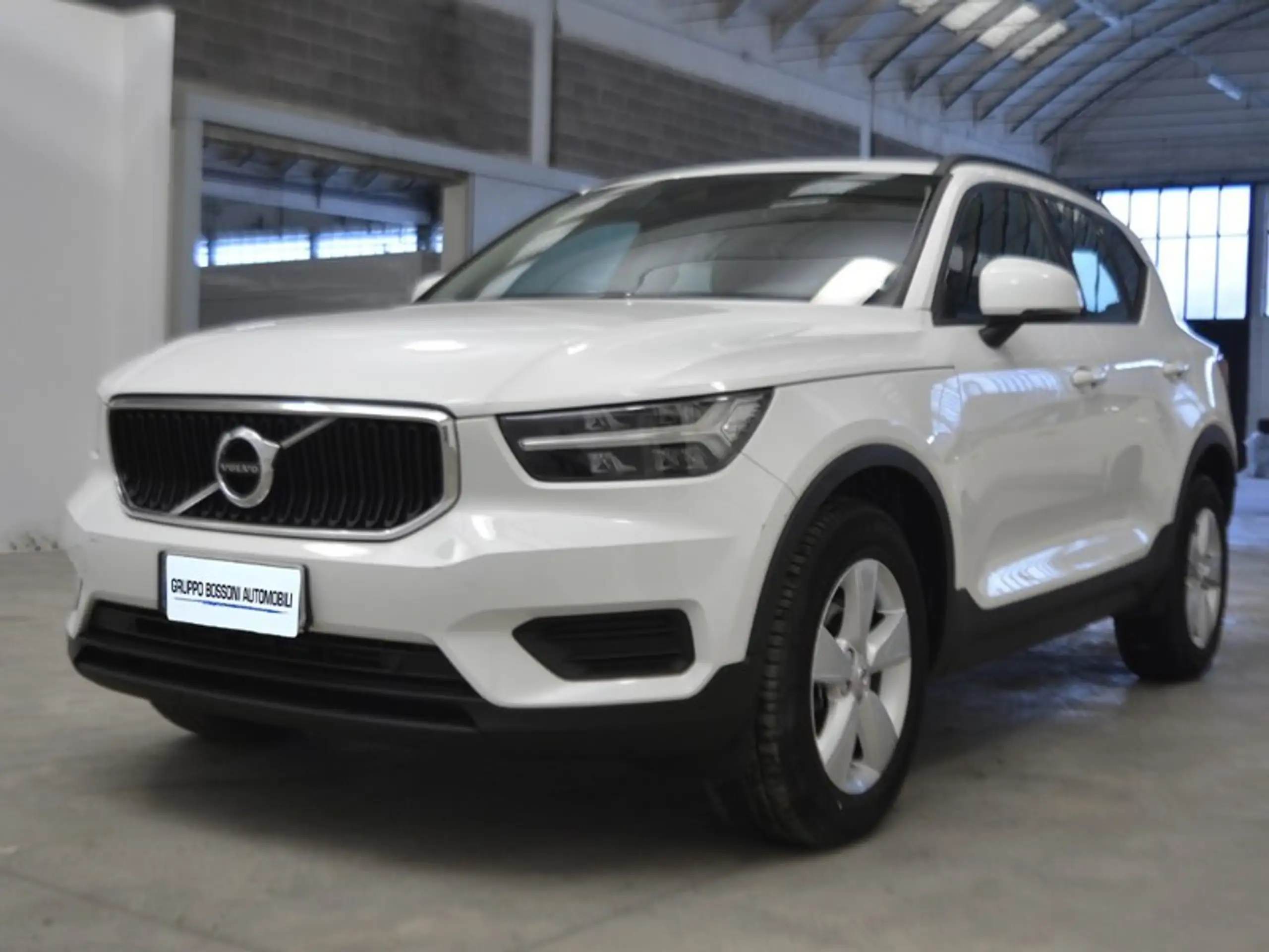 Volvo - XC40