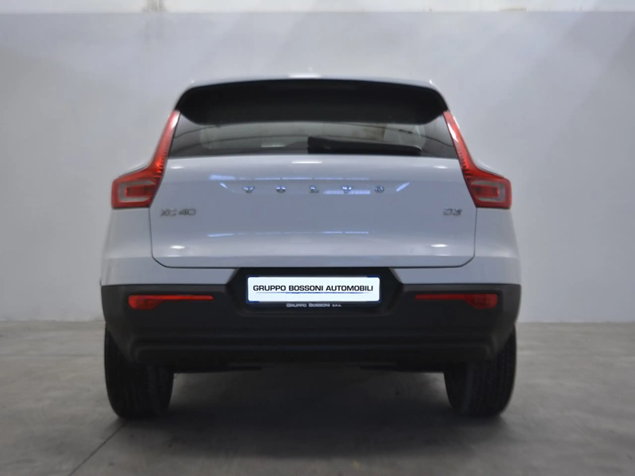 Volvo - XC40