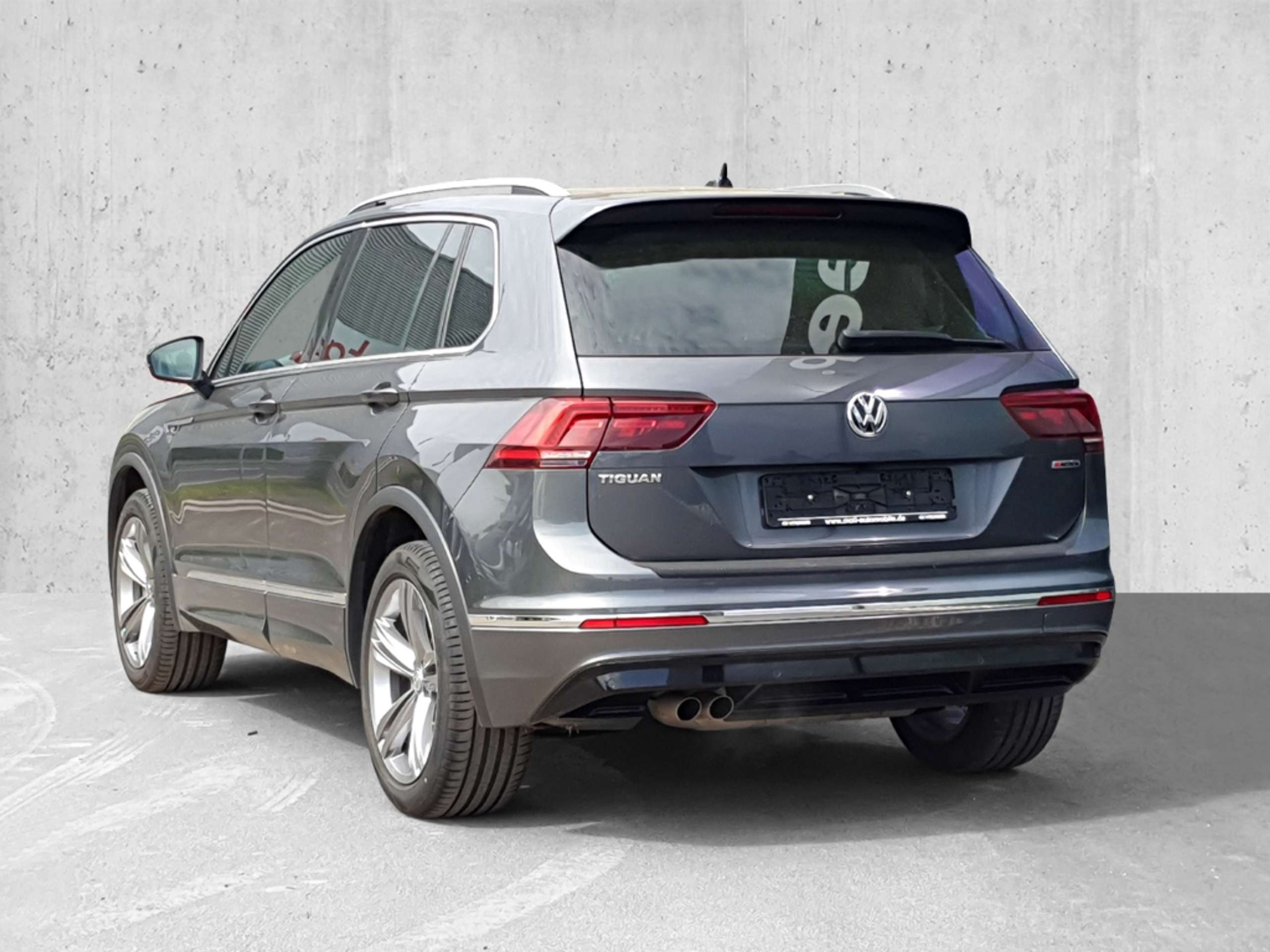 Volkswagen - Tiguan