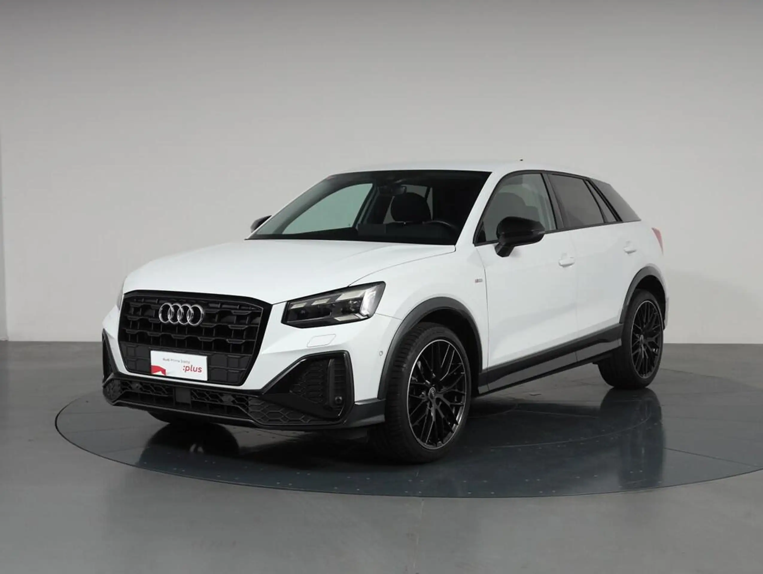 Audi - Q2