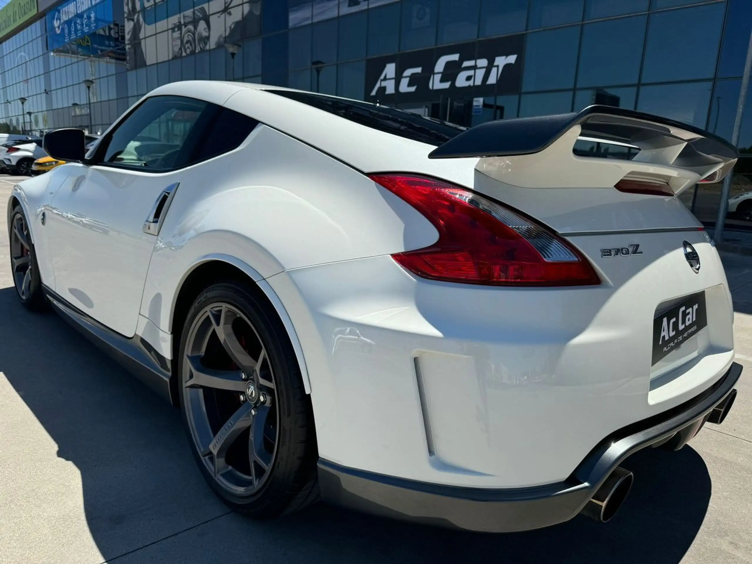 Nissan - 370Z