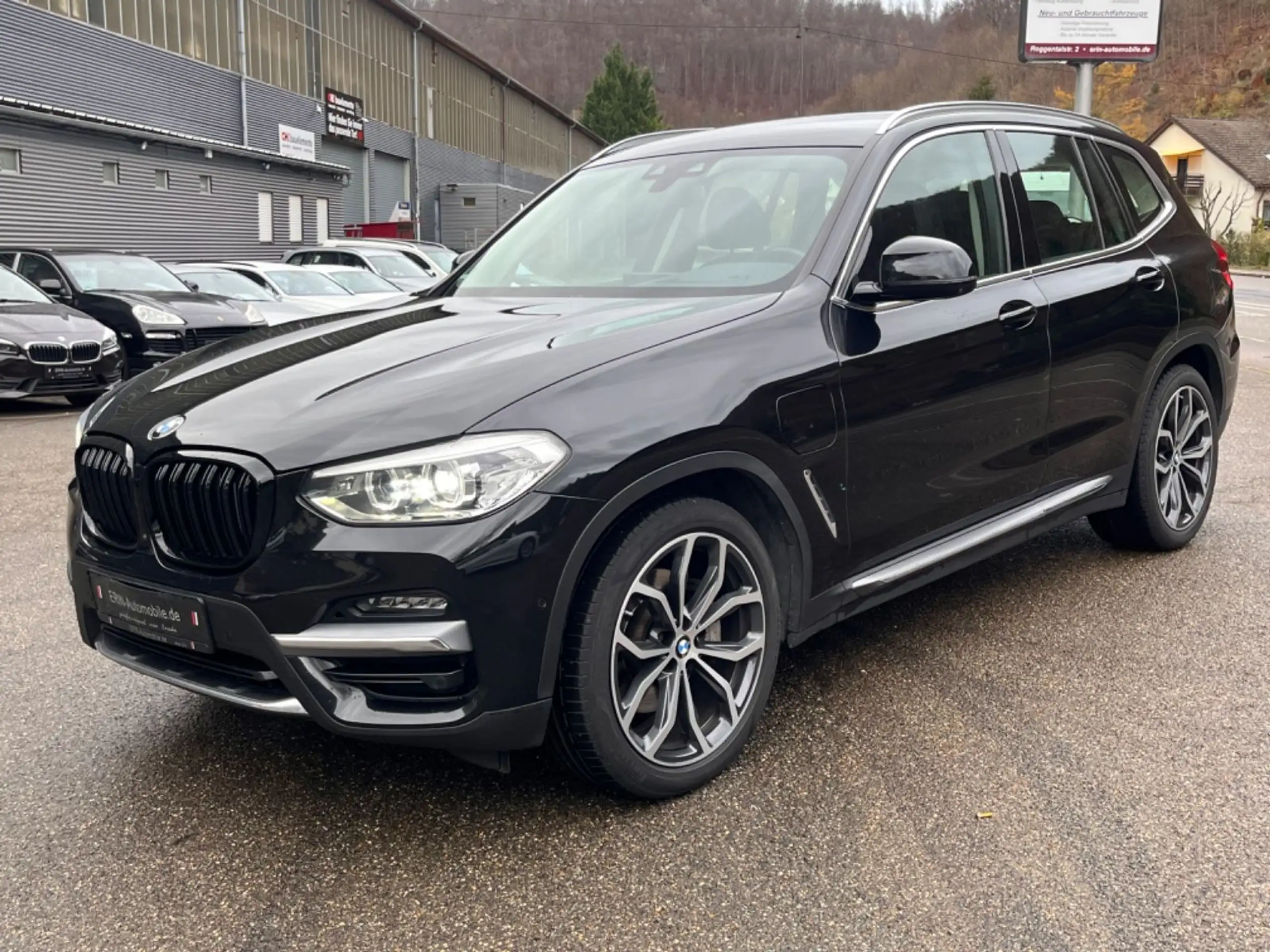 BMW - X3