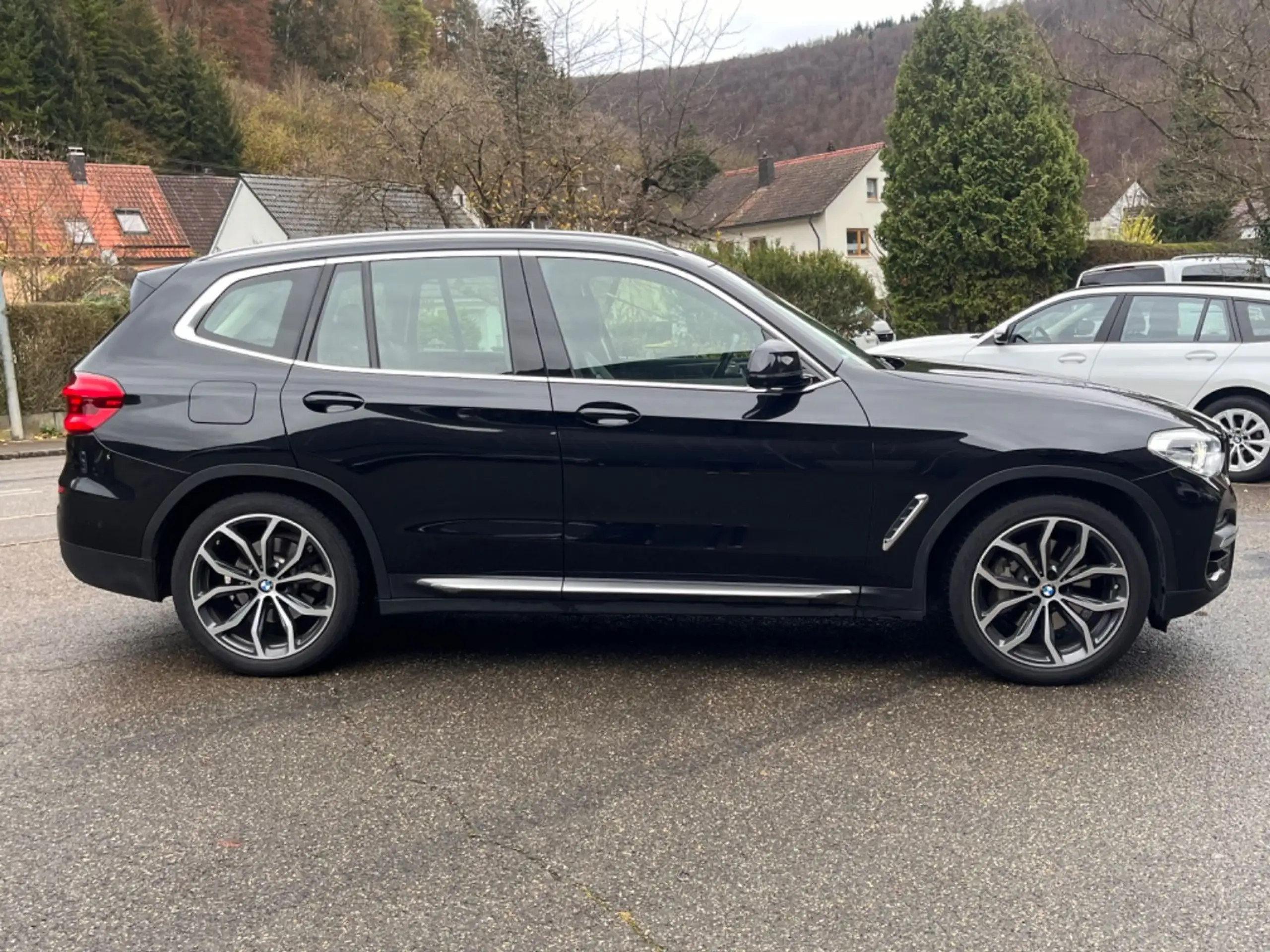 BMW - X3