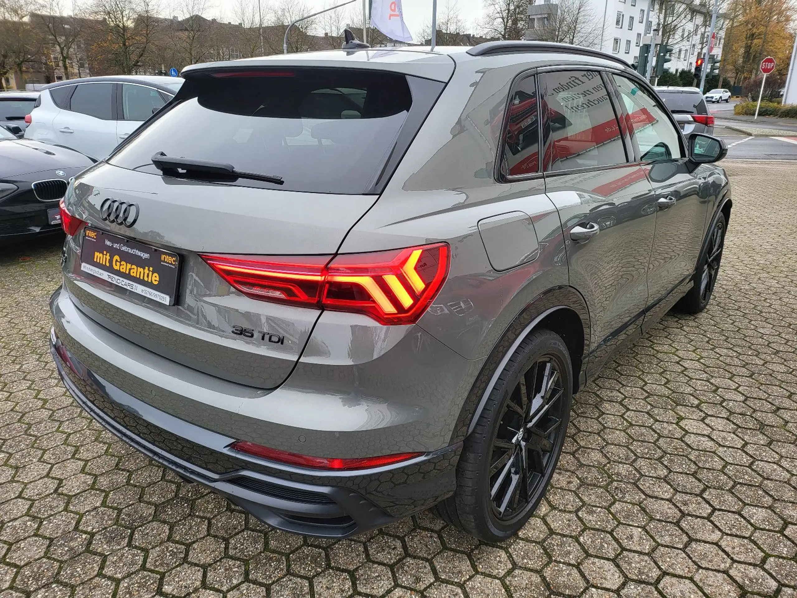 Audi - Q3