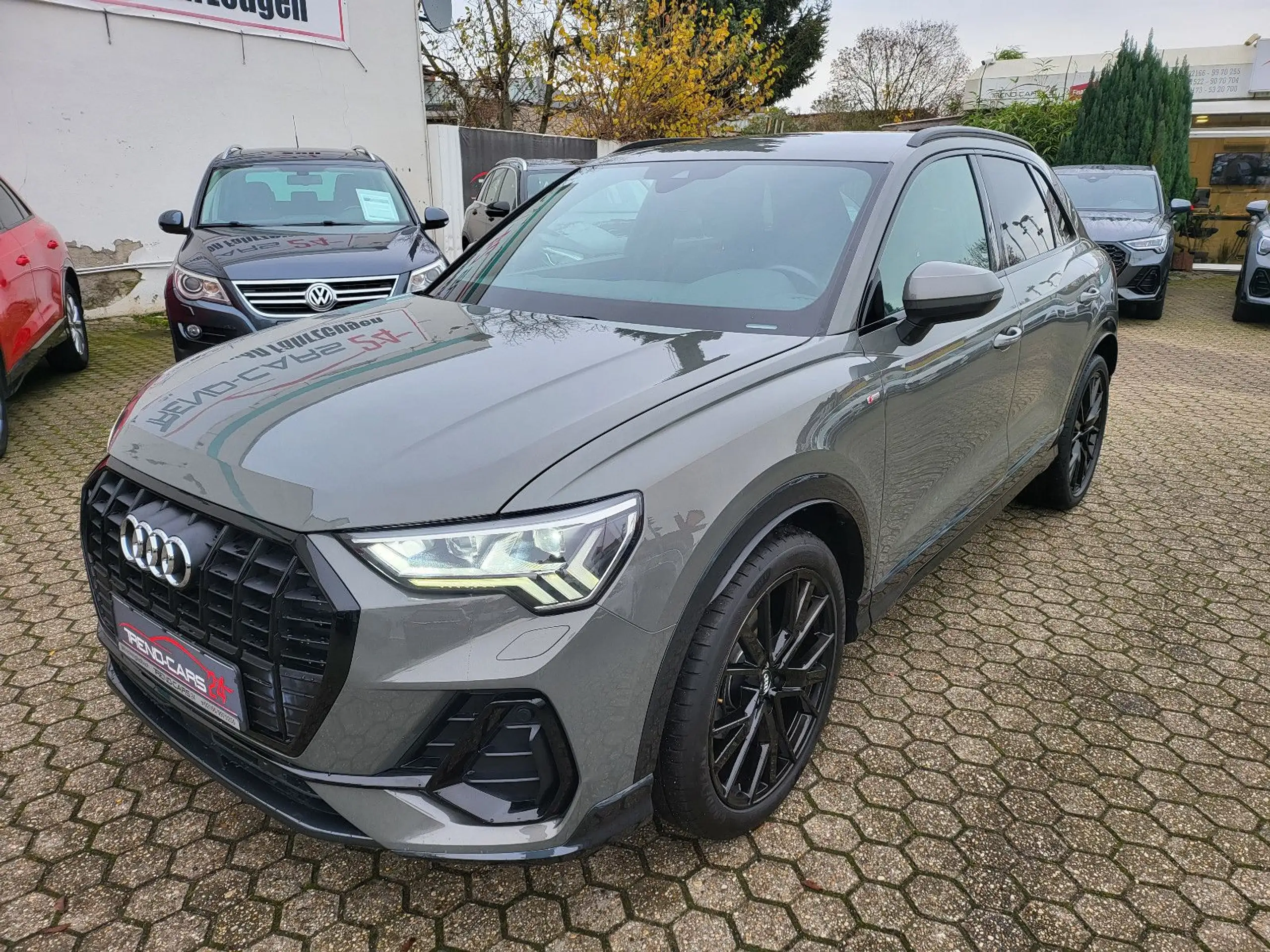 Audi - Q3