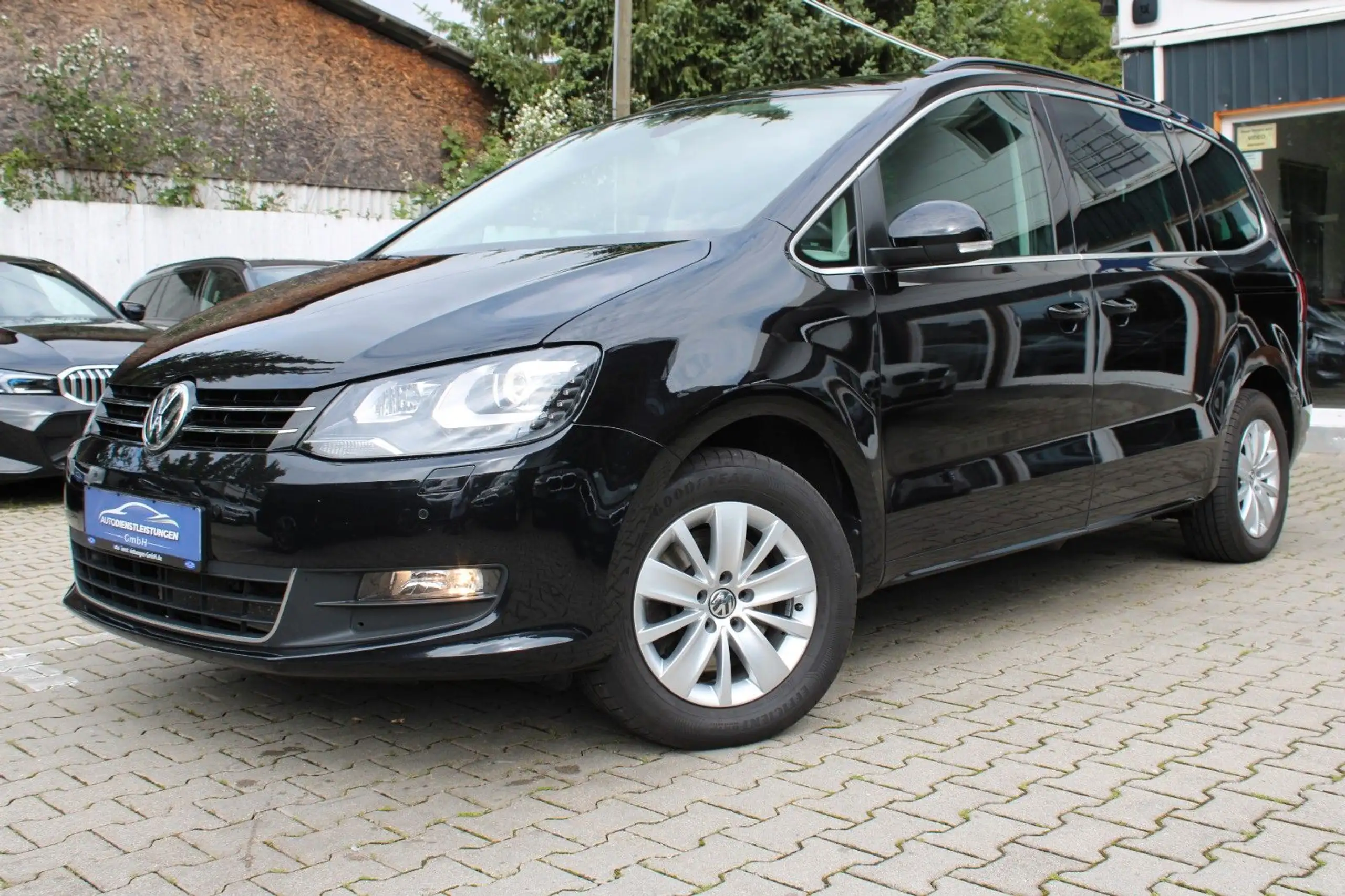 Volkswagen - Sharan