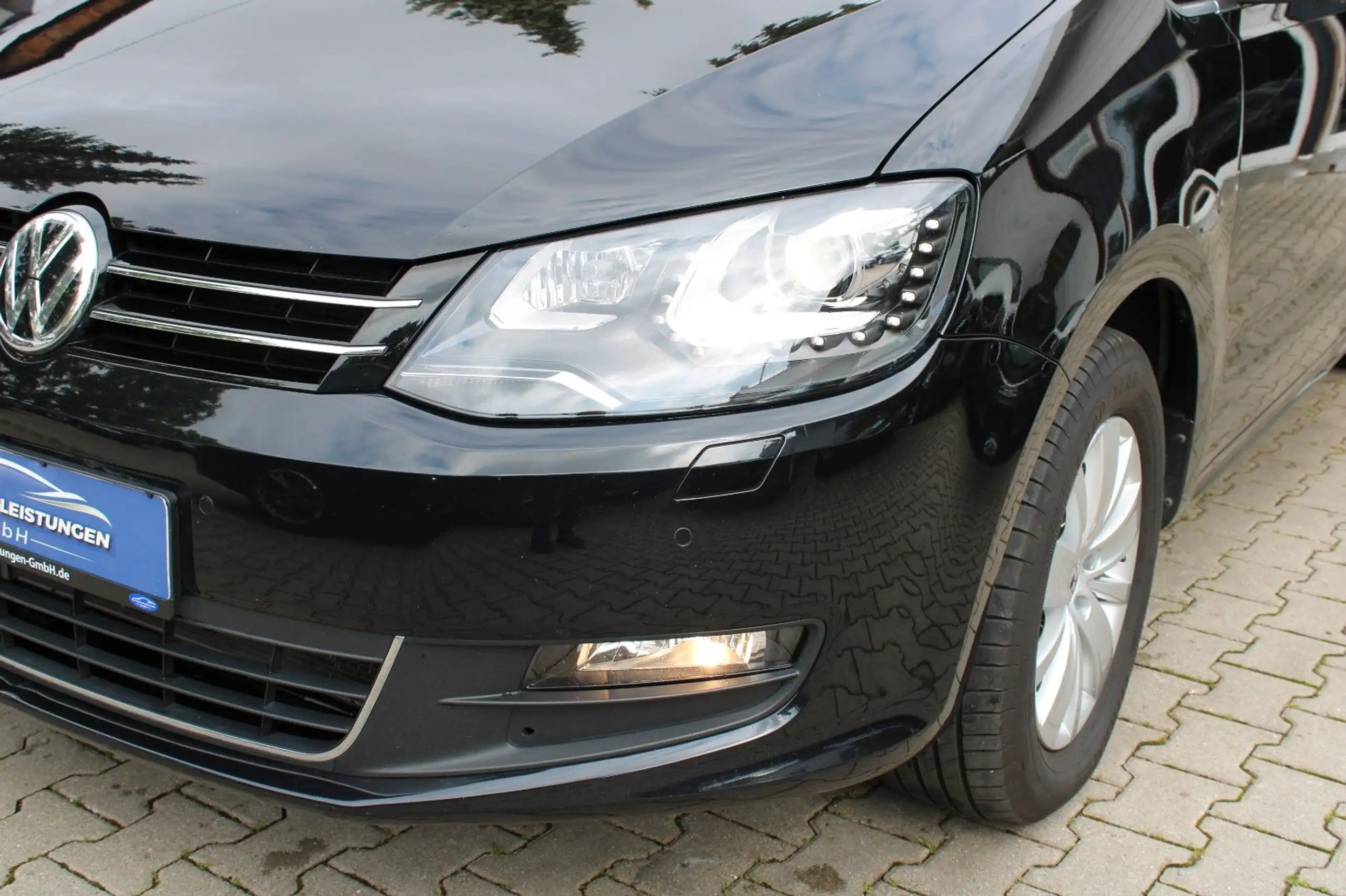 Volkswagen - Sharan