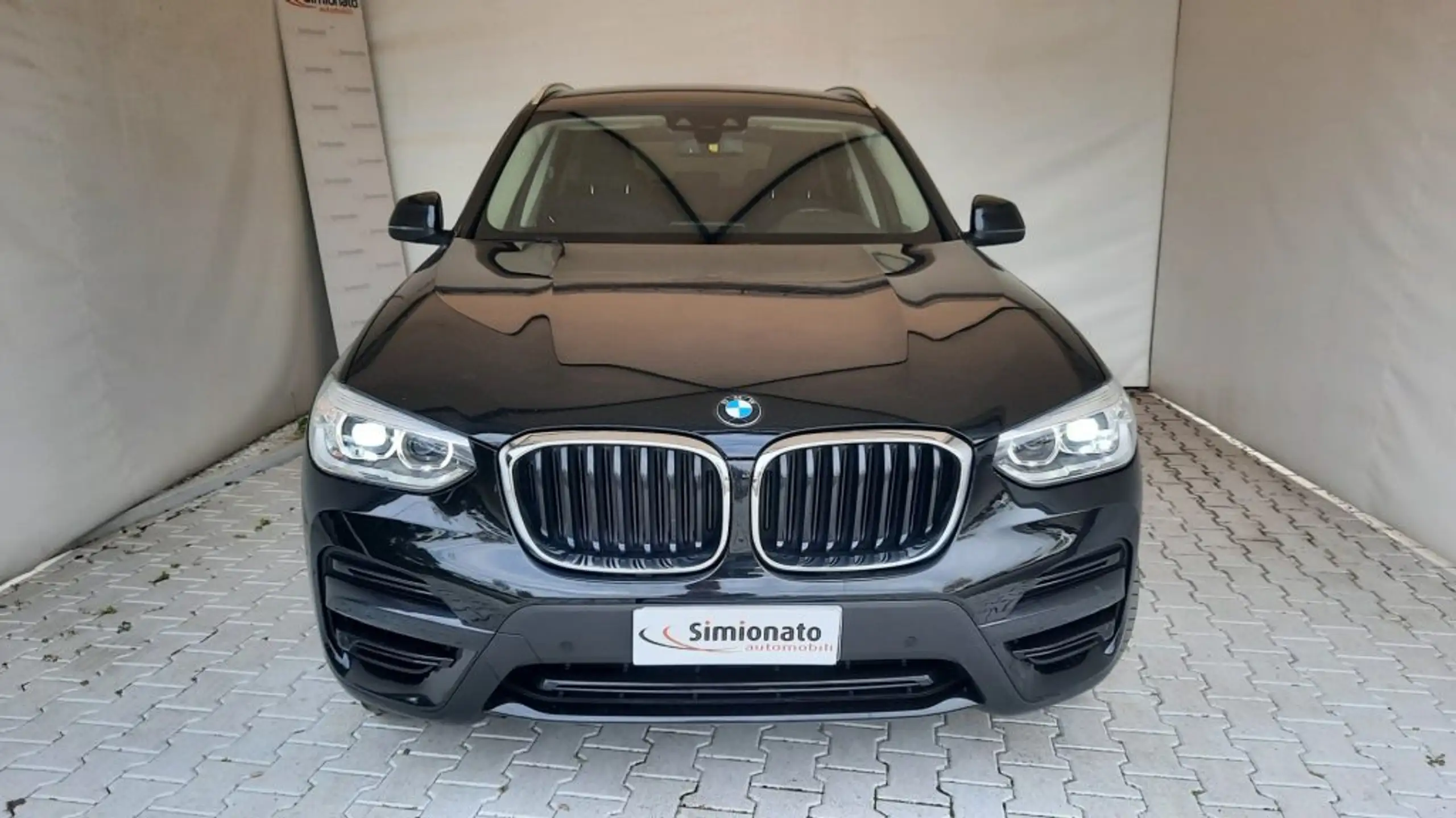 BMW - X3