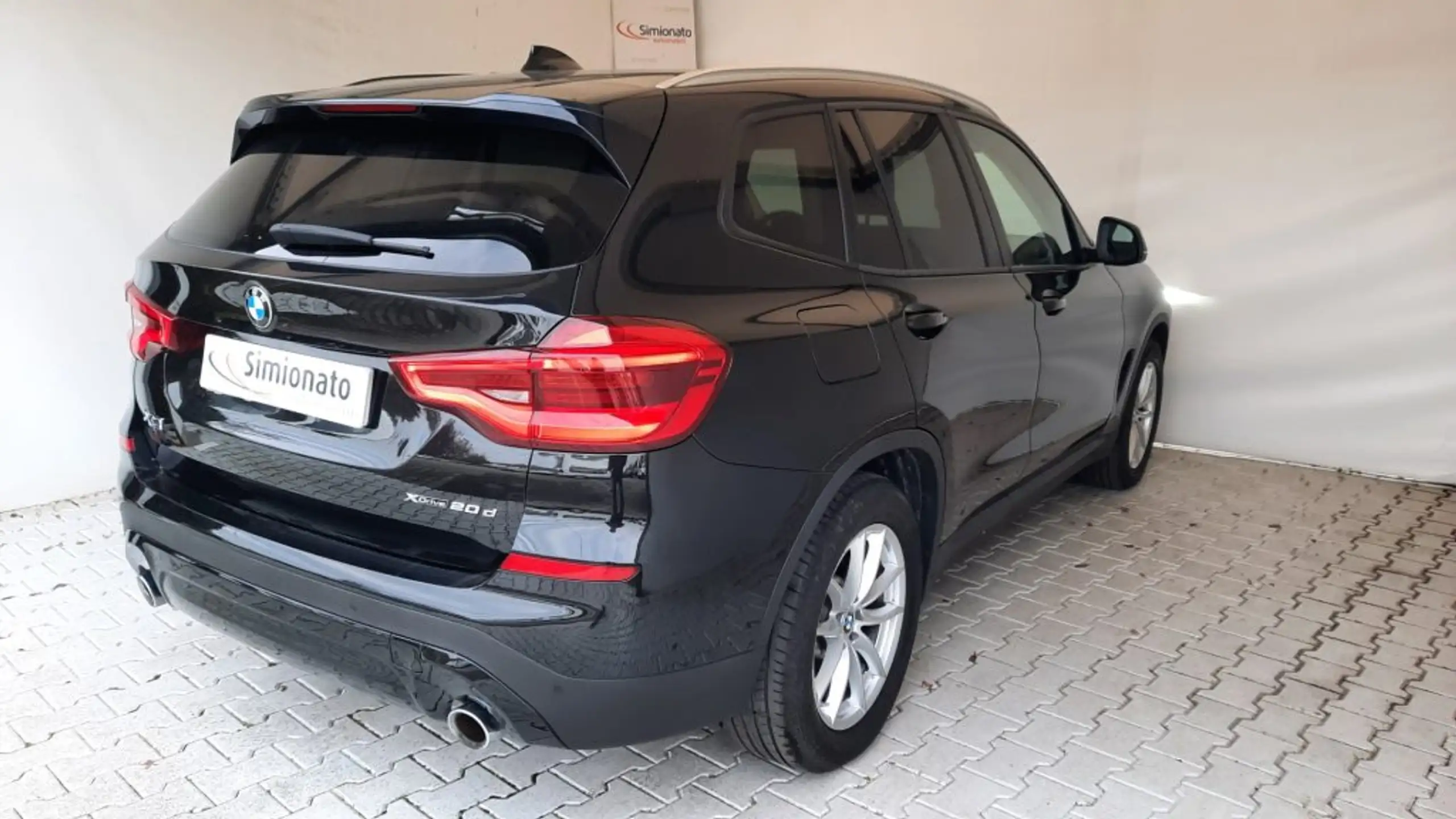 BMW - X3