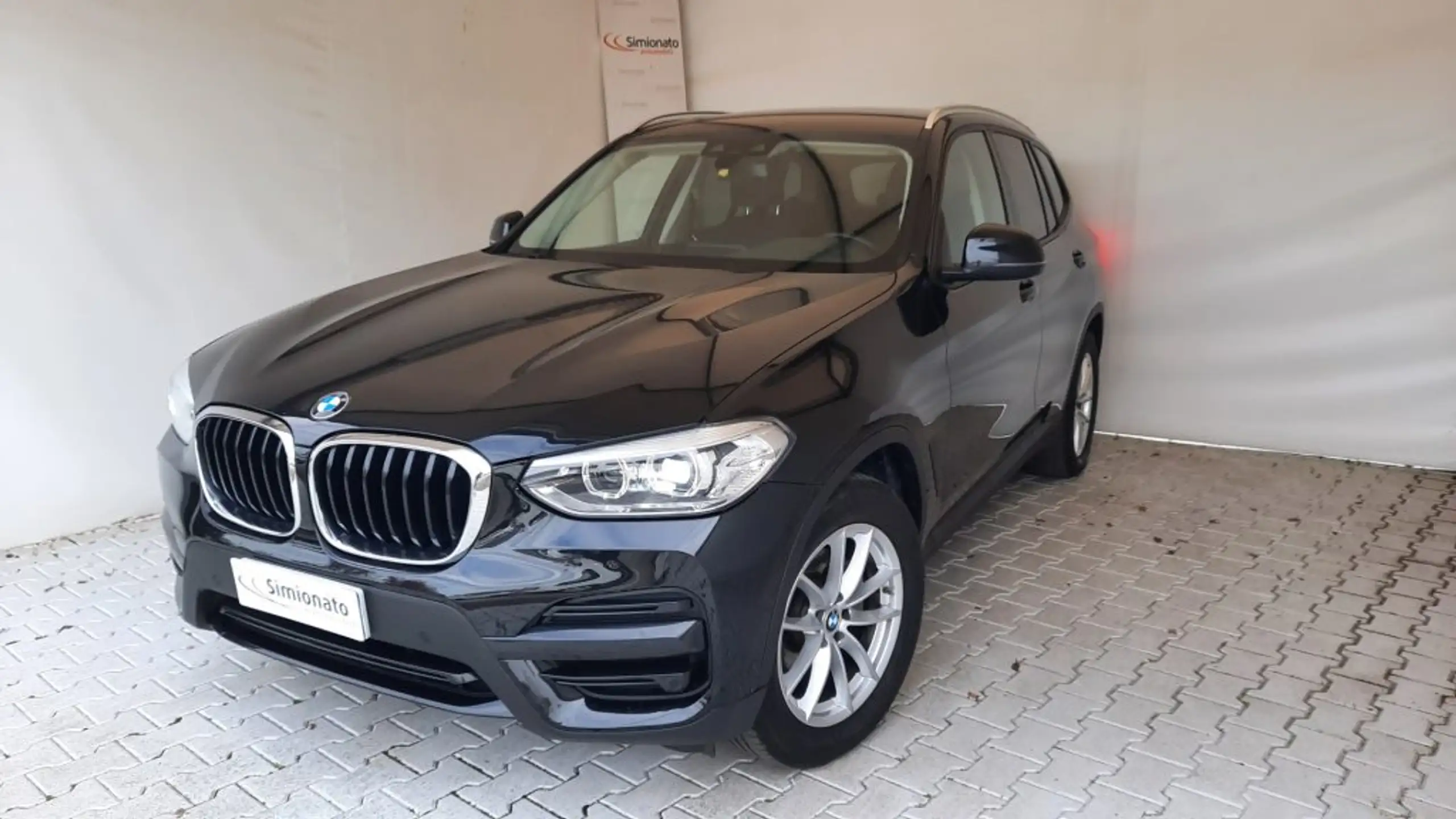 BMW - X3