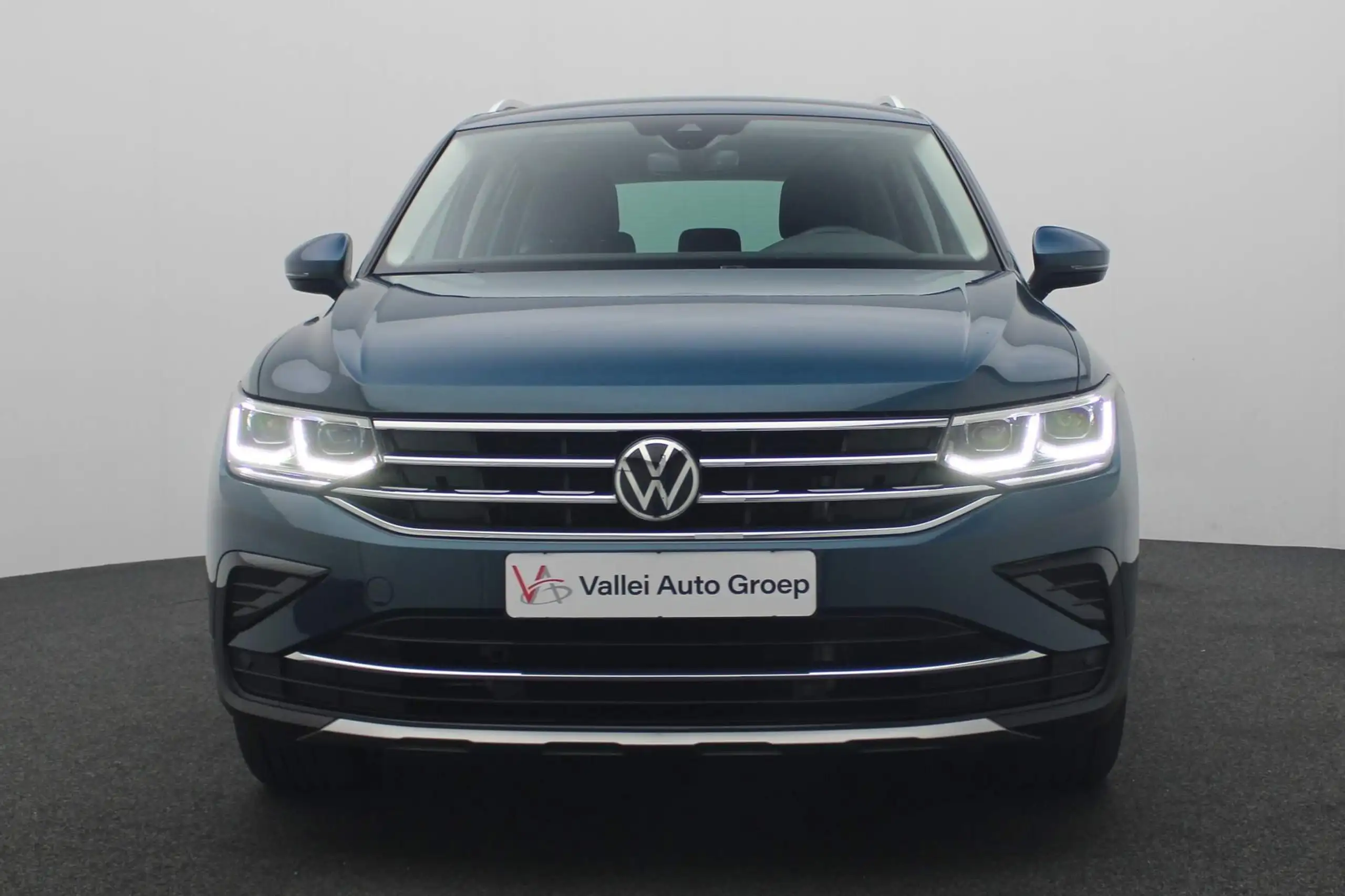 Volkswagen - Tiguan