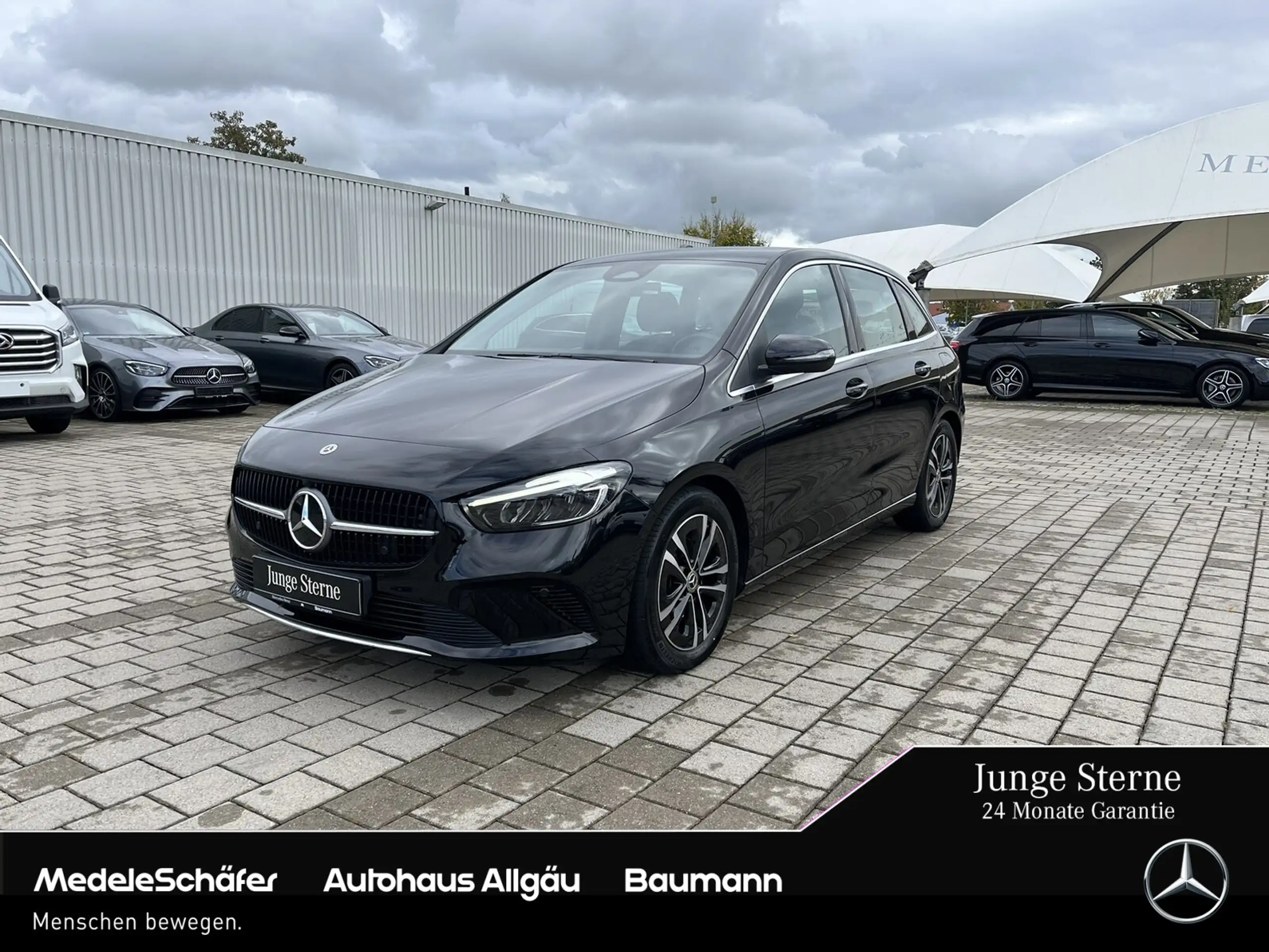 Mercedes-Benz B 180 2023