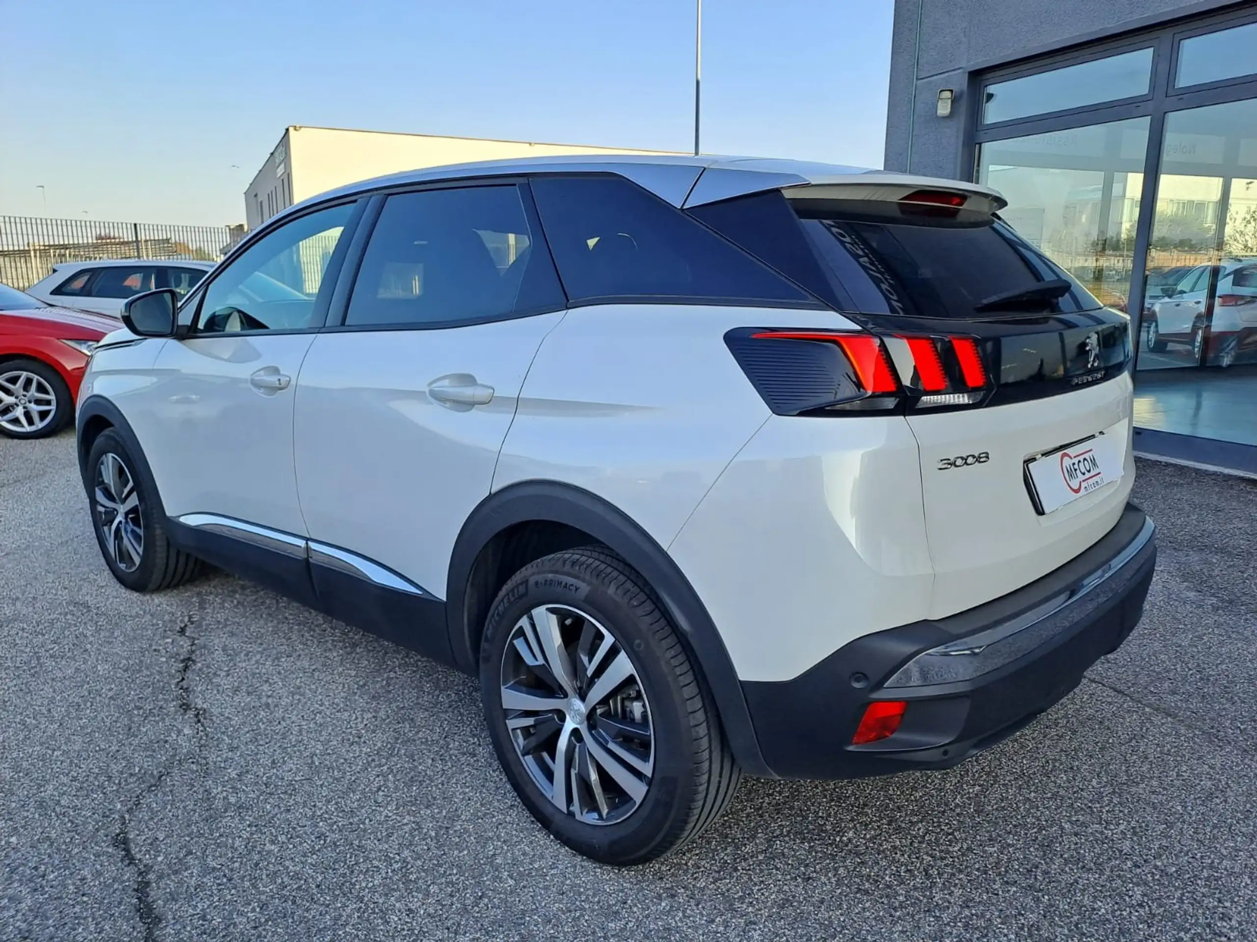 Peugeot - 3008