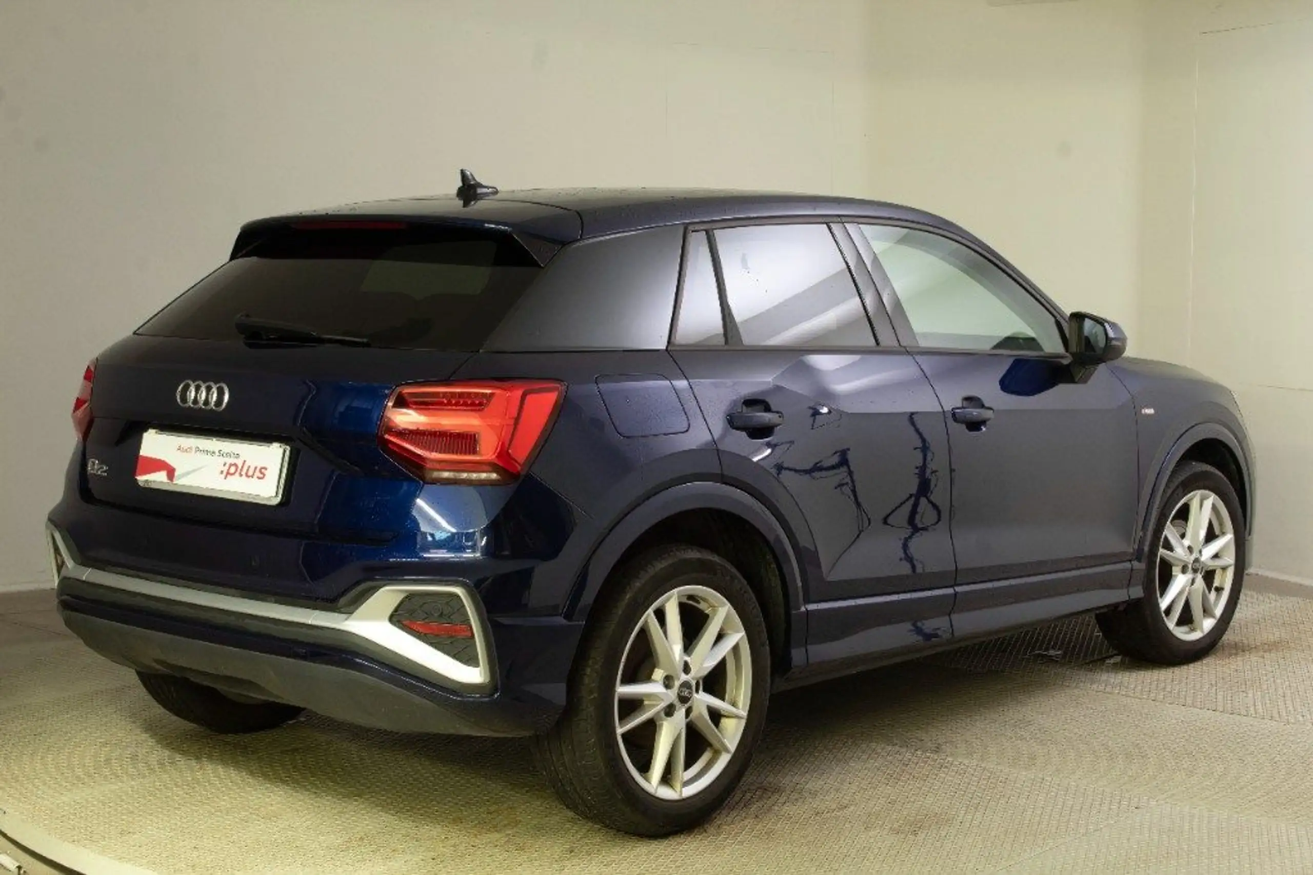 Audi - Q2