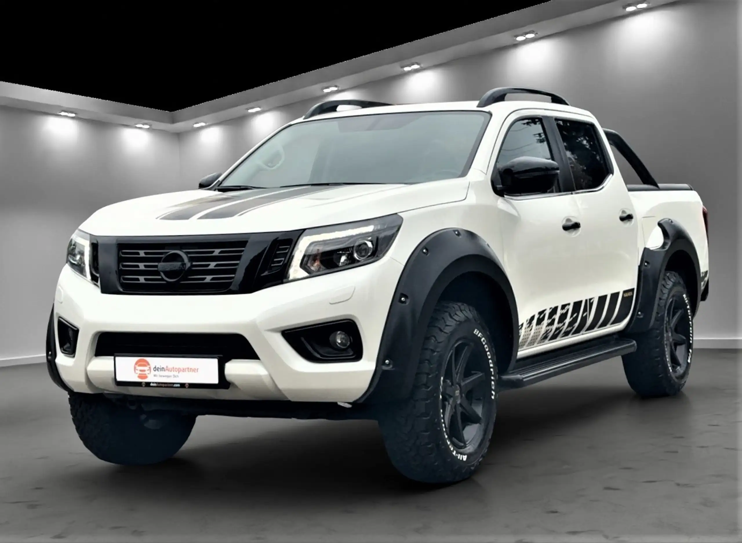 Nissan - Navara