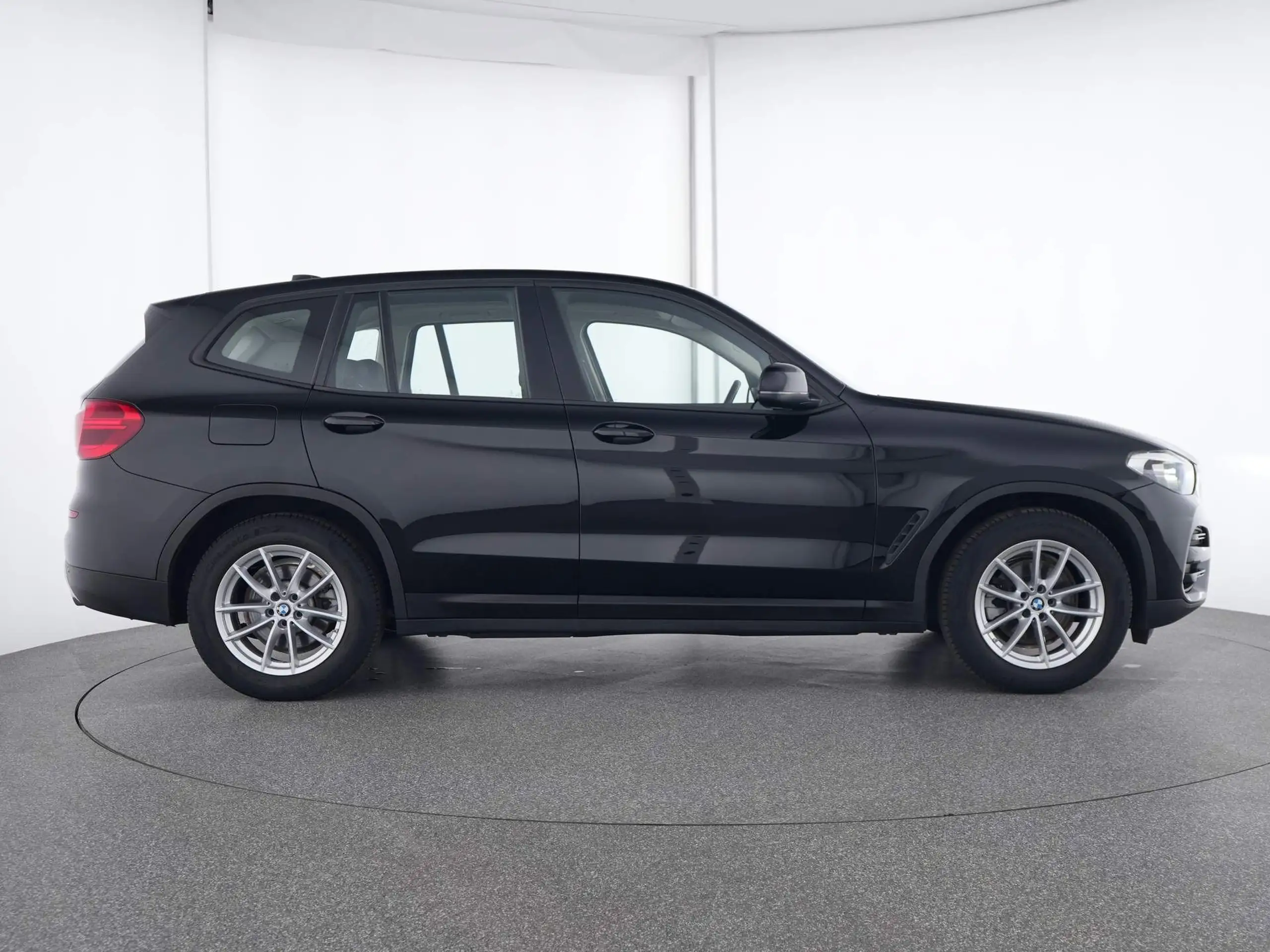 BMW - X3