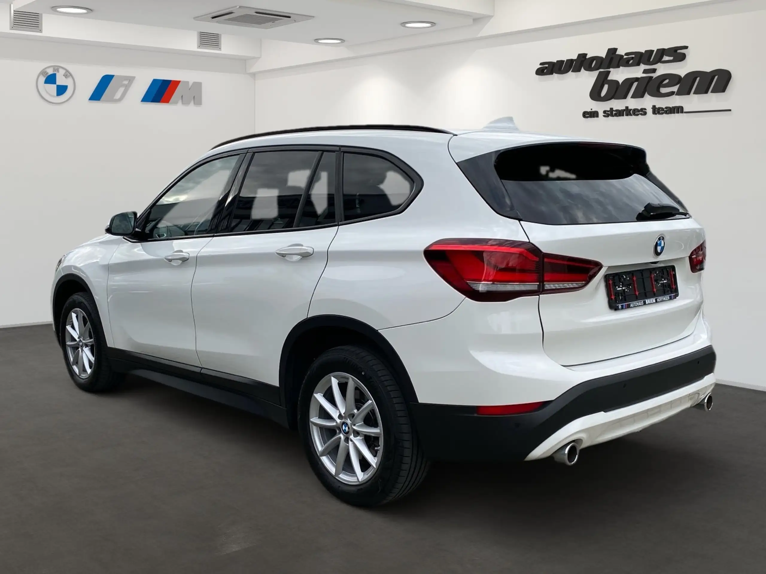 BMW - X1