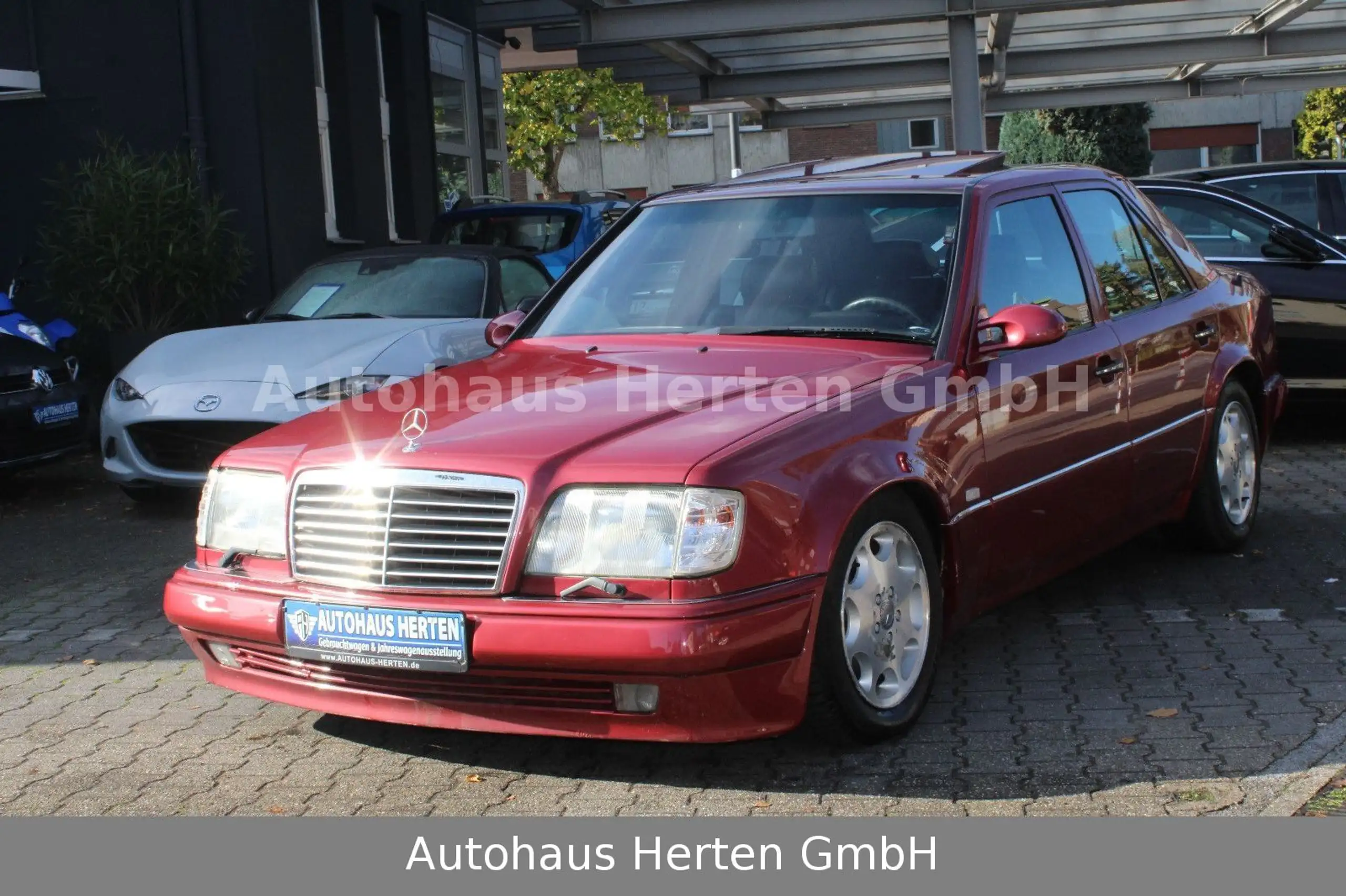 Mercedes-Benz - E 500