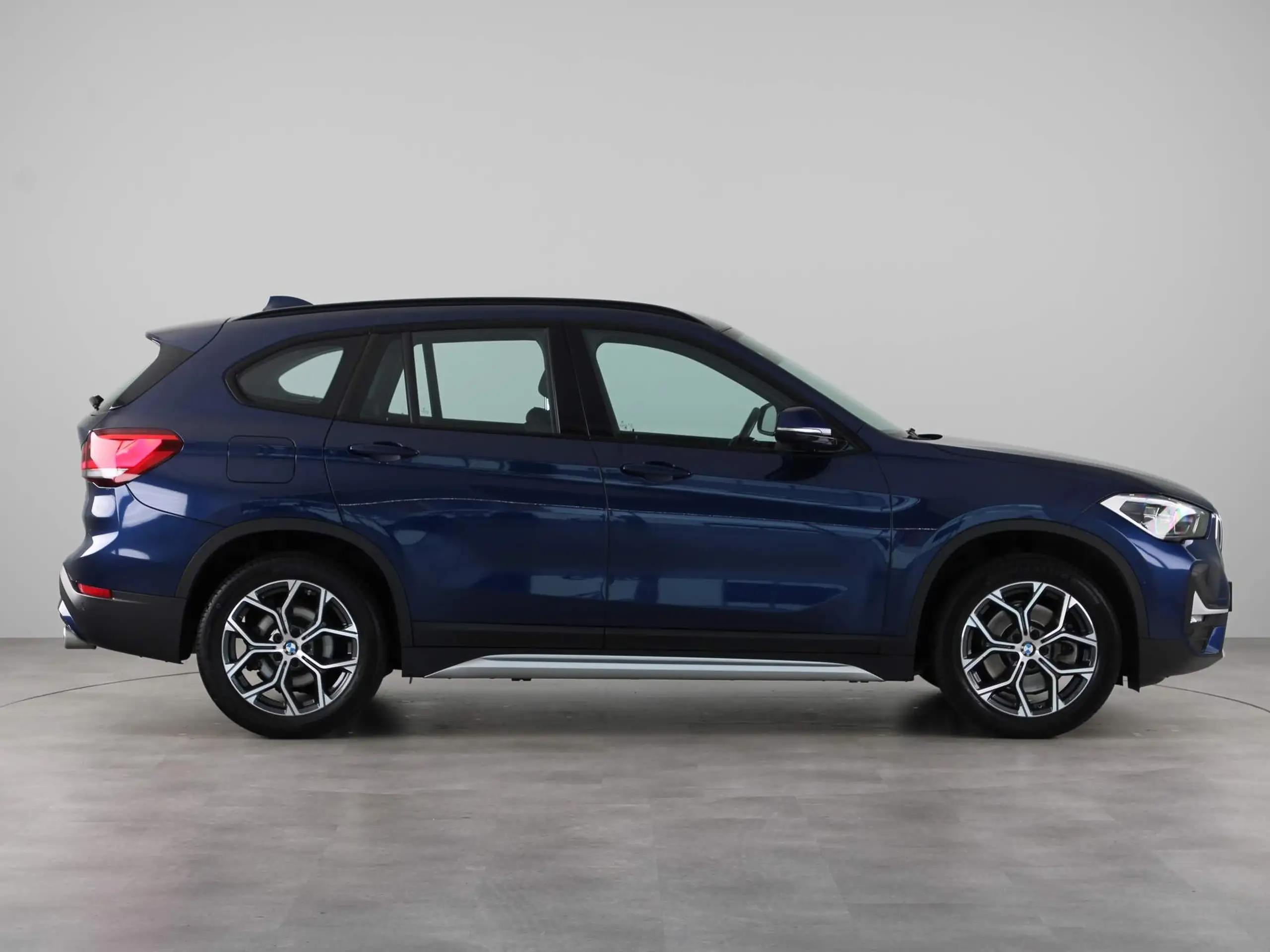 BMW - X1