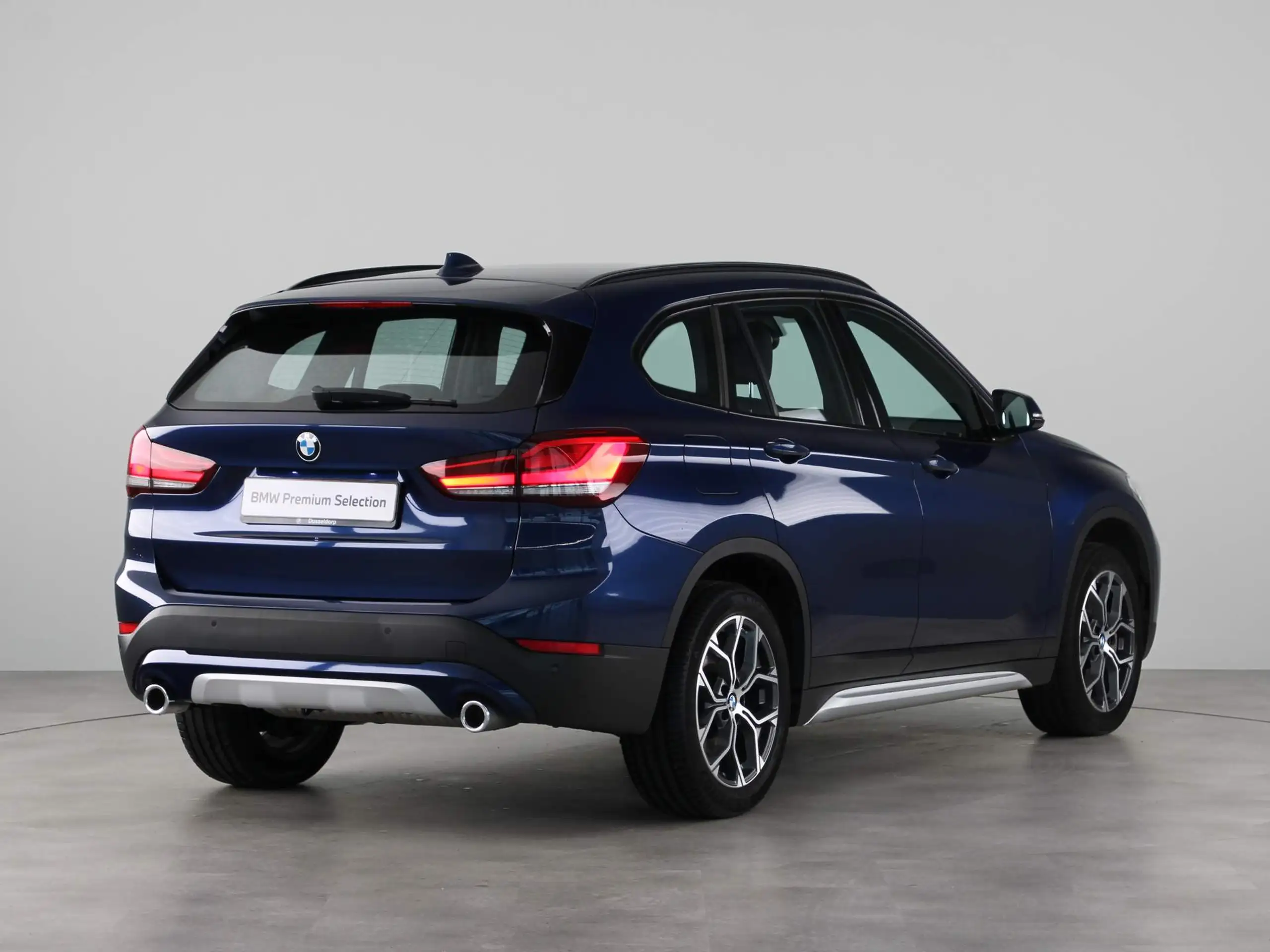 BMW - X1