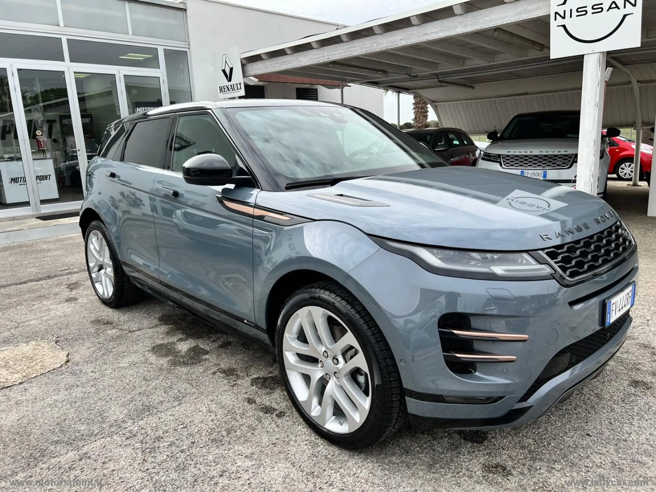 Land Rover - Range Rover Evoque