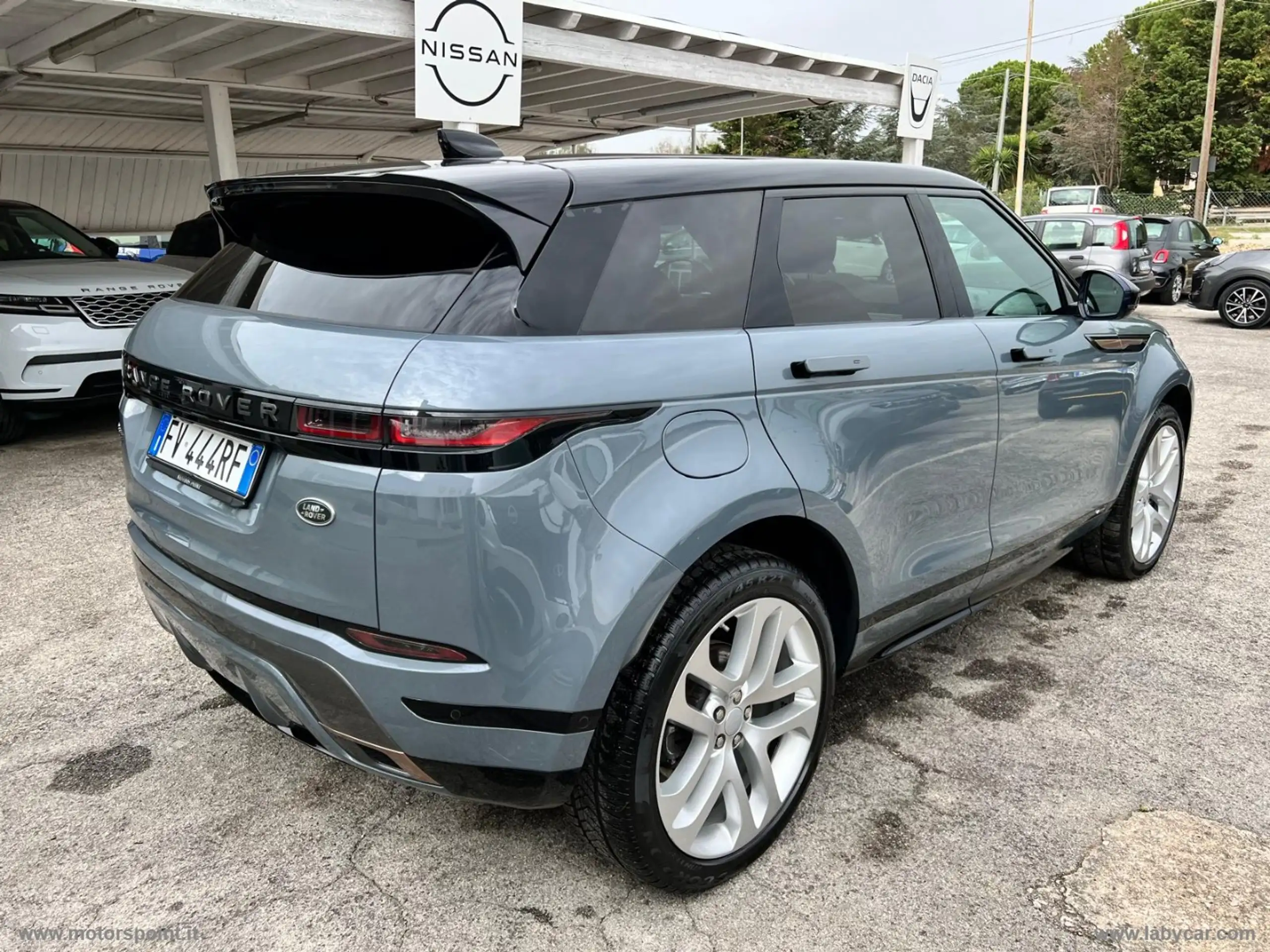 Land Rover - Range Rover Evoque