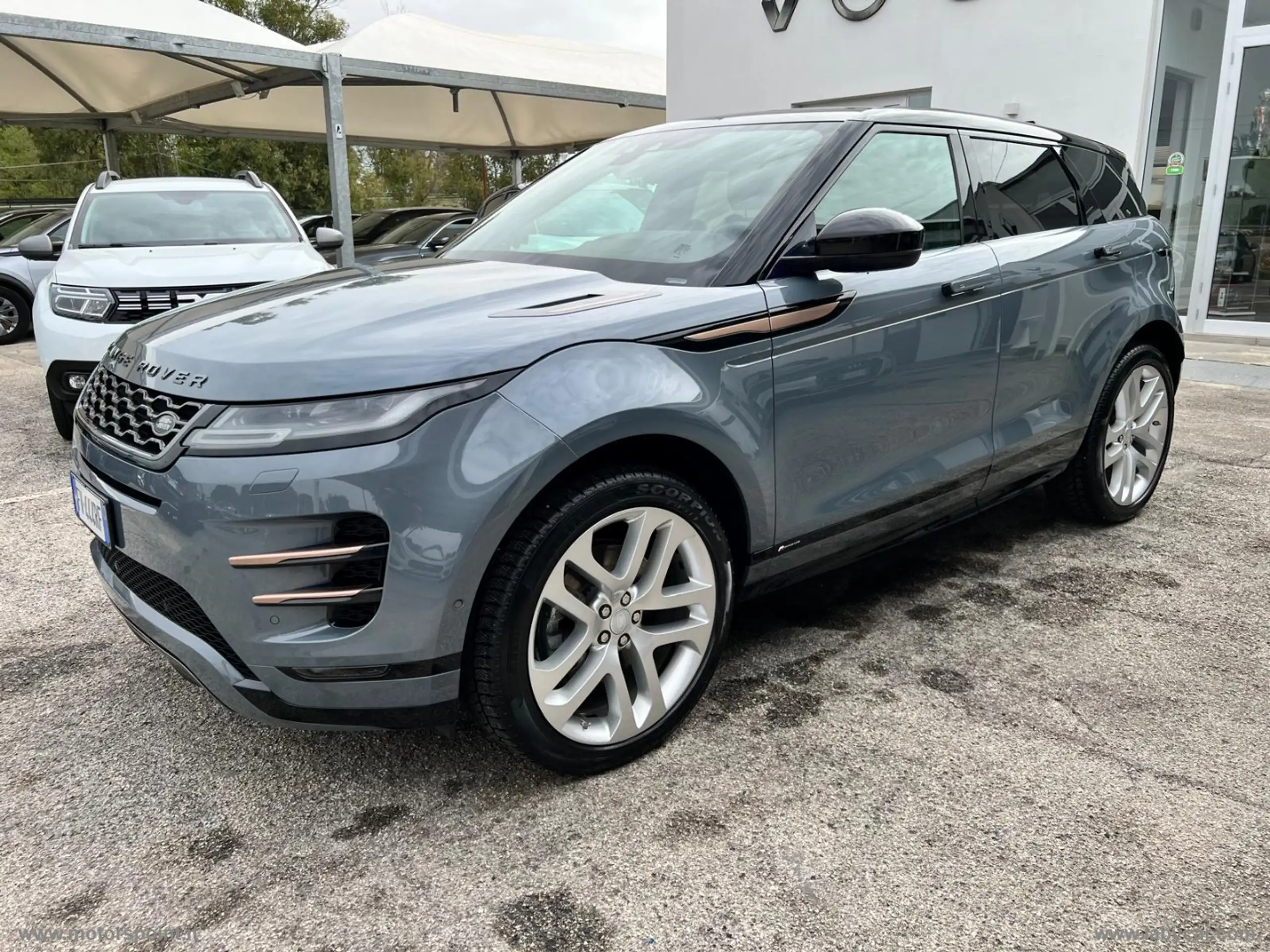 Land Rover - Range Rover Evoque