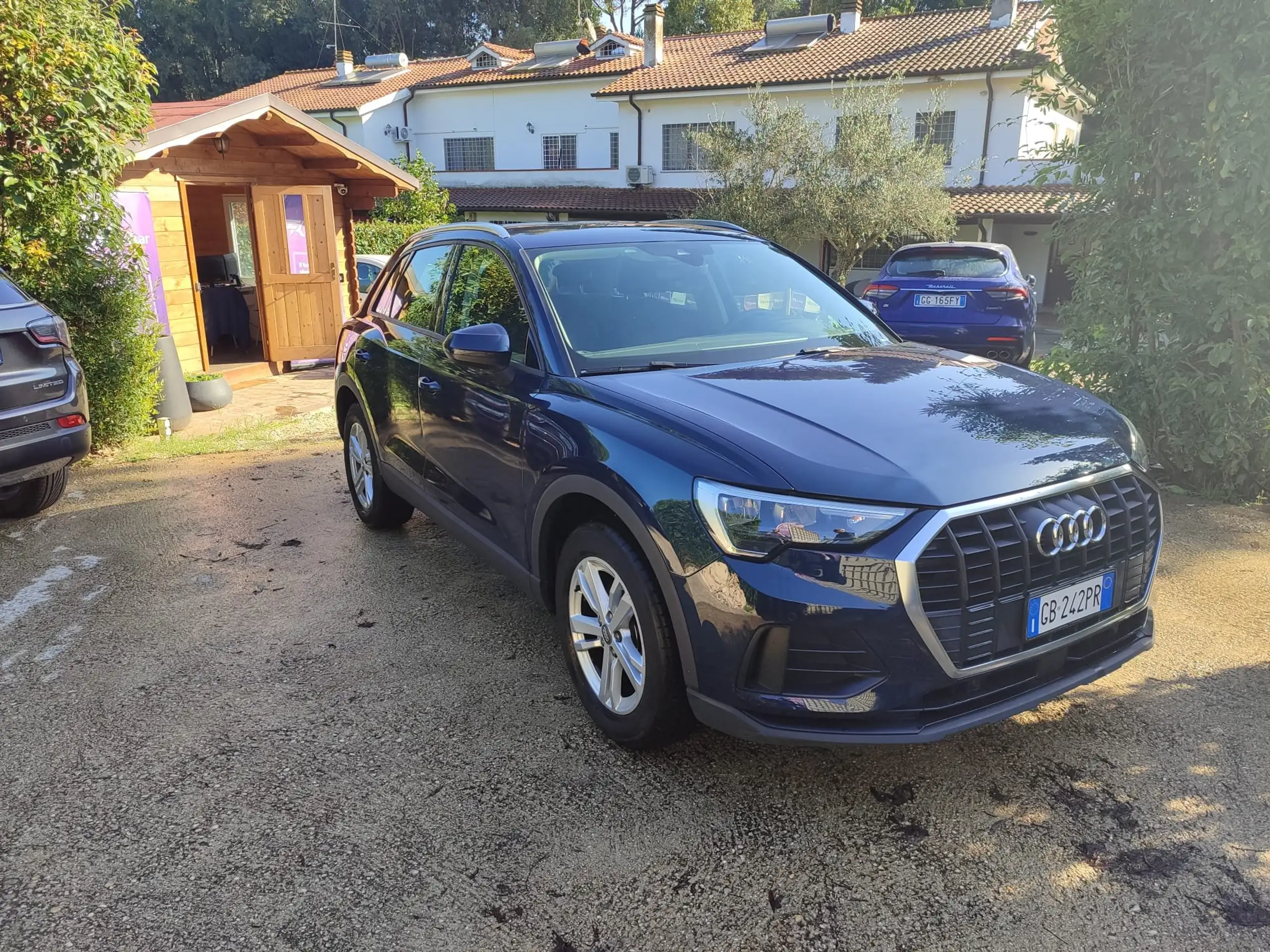 Audi - Q3