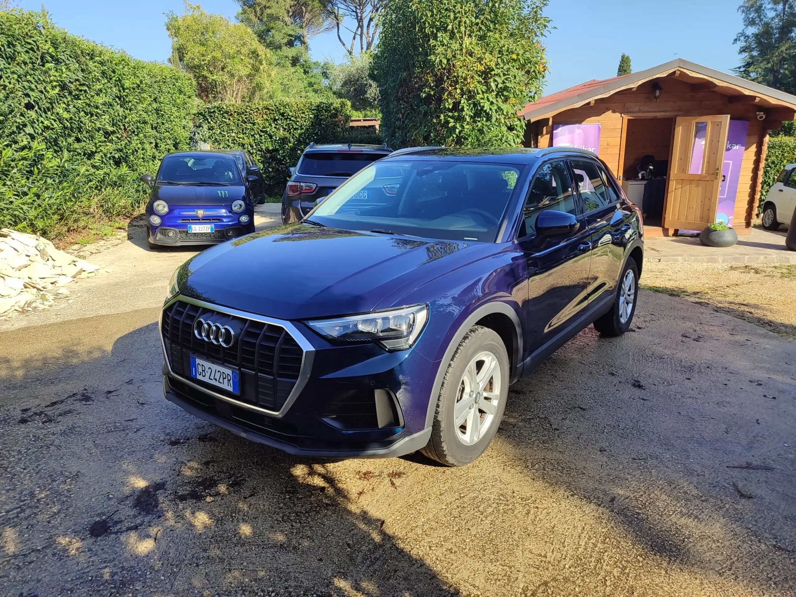 Audi - Q3