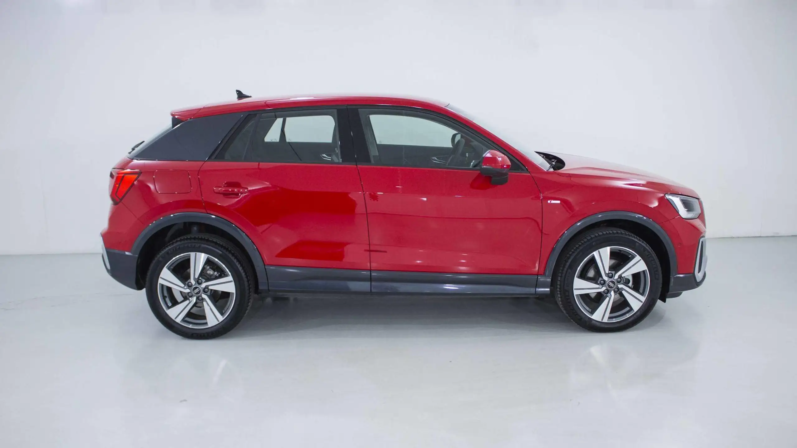 Audi - Q2